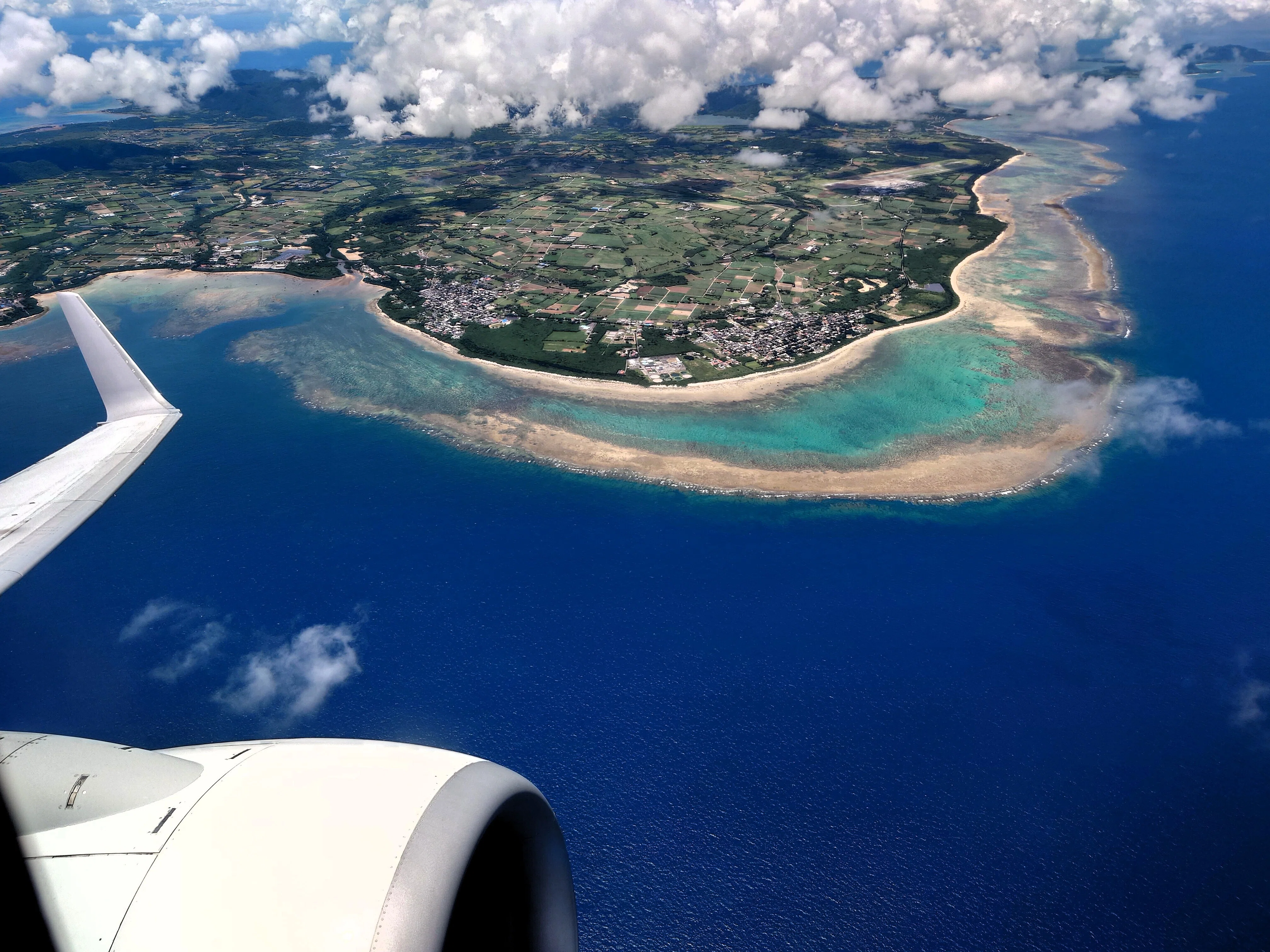 機窓画像コレクション「沖縄・石垣島」／2025年6月｜菅野ノリヒコ