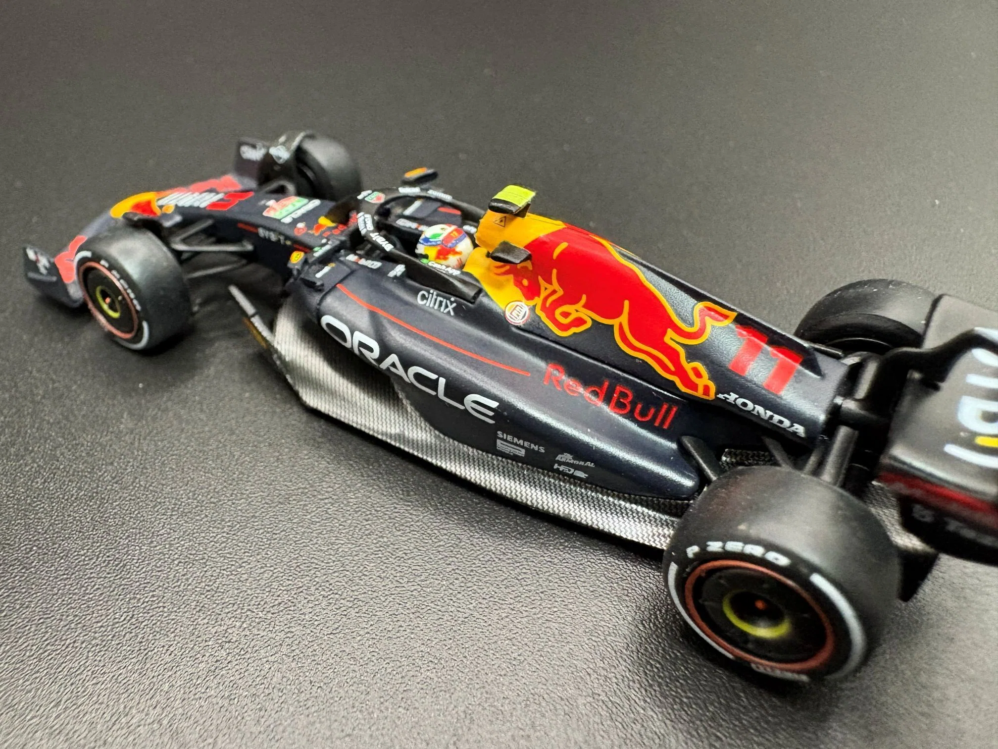 MINI GT 1/64 Oracle Red Bull Racing RB18 #11 Sergio Perez 3rd Abu