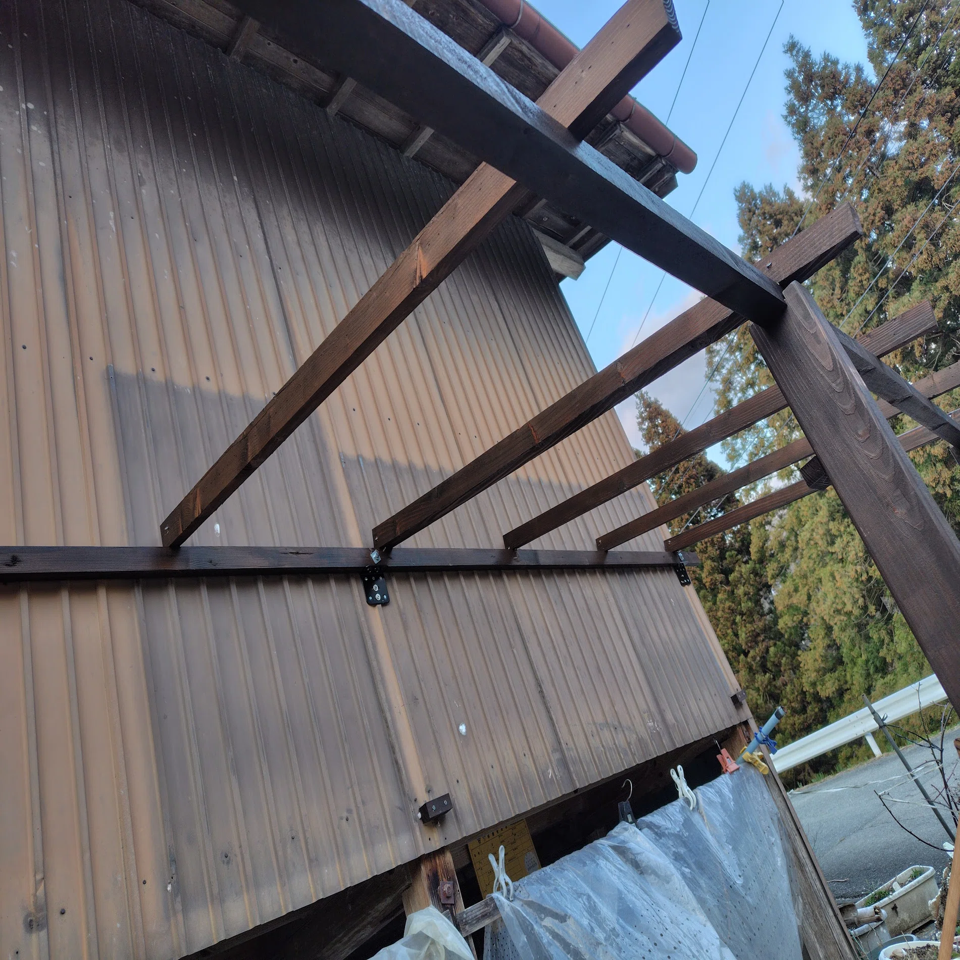 大工じゃないけど、屋根を作る その4｜タカシ