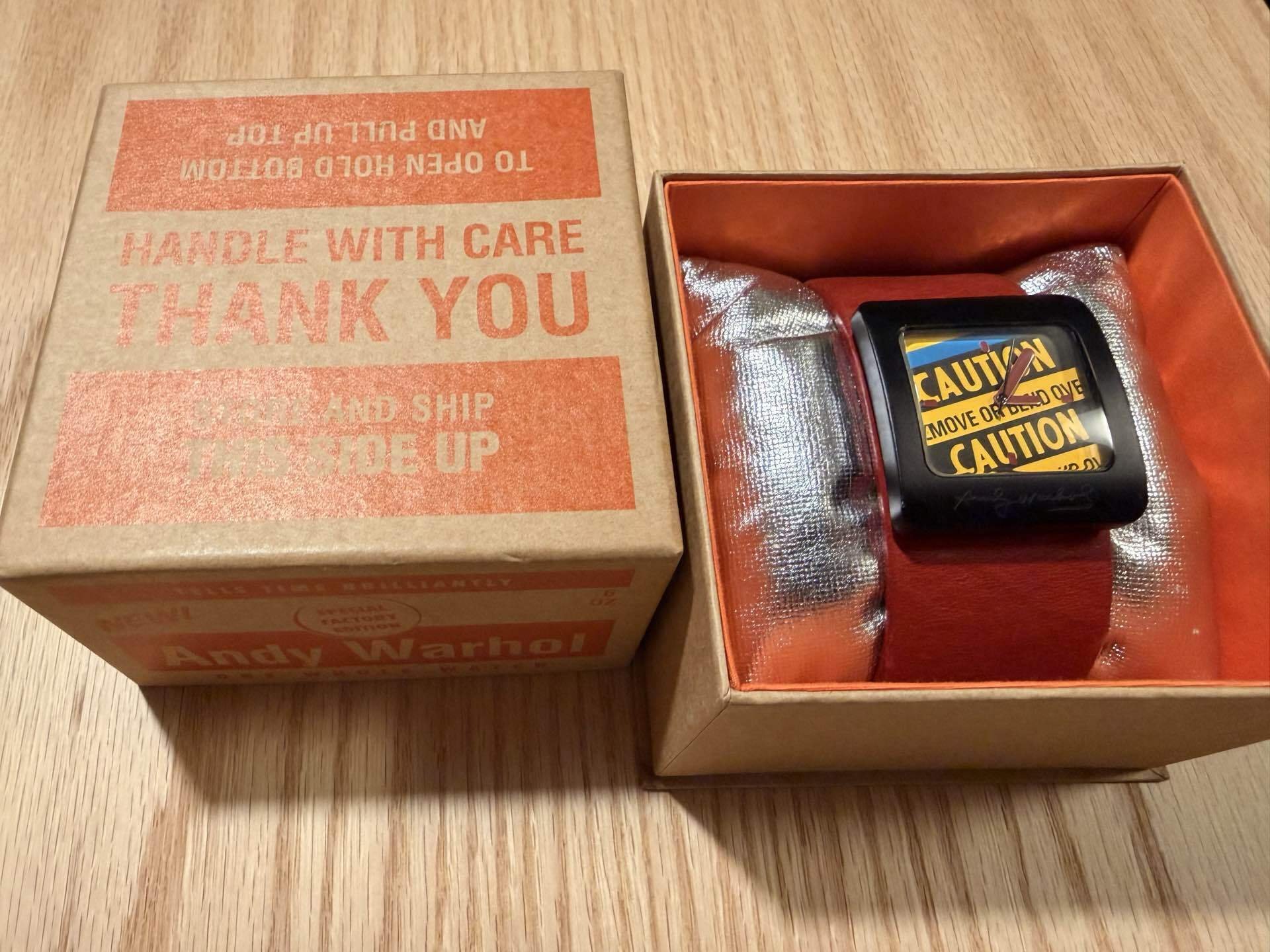 赤いベルトのAndy Warhol Watch｜アラン藤島