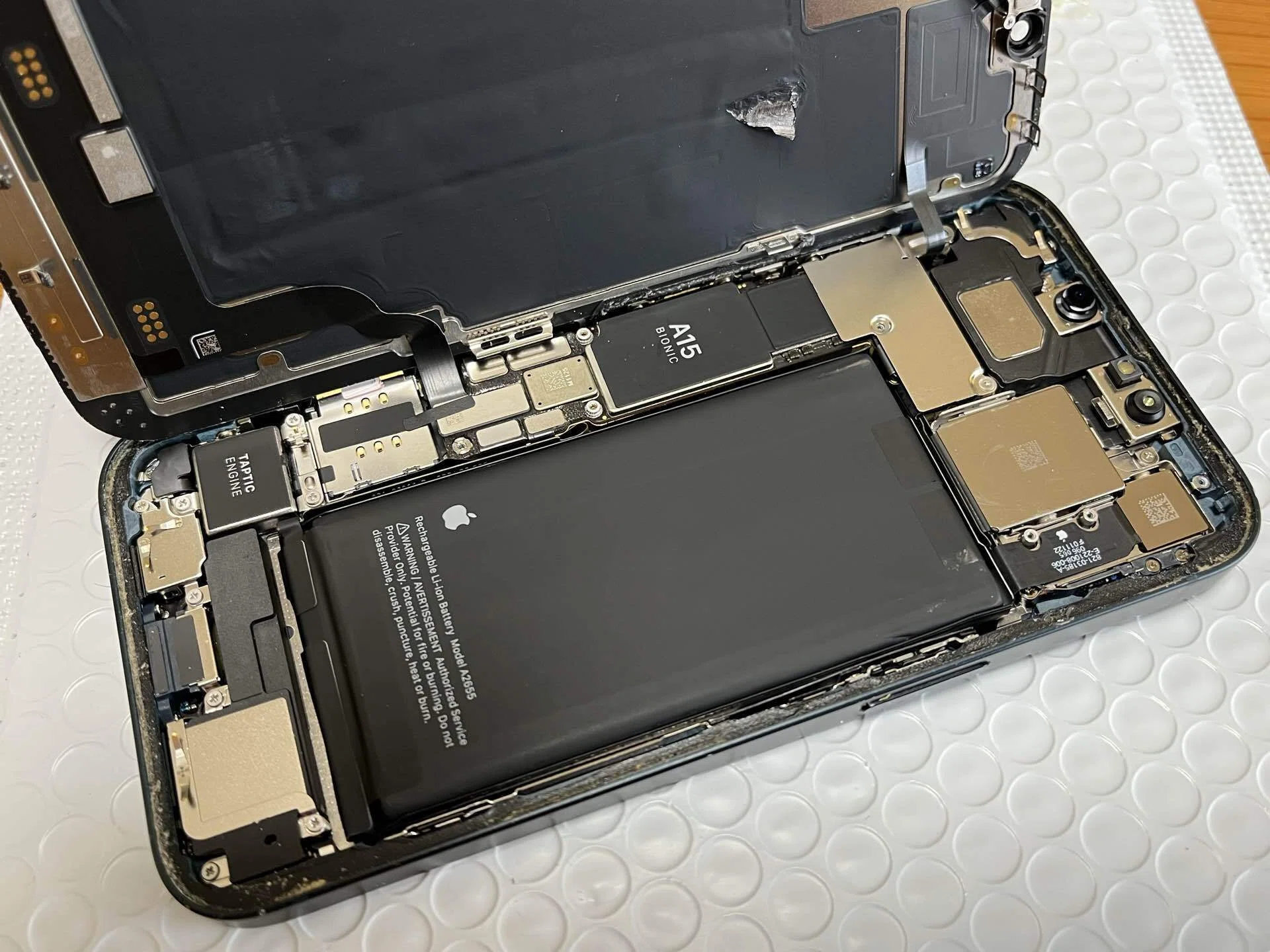iPhone13のバッテリーを自分で交換してみた④｜HIROさんの和の余白