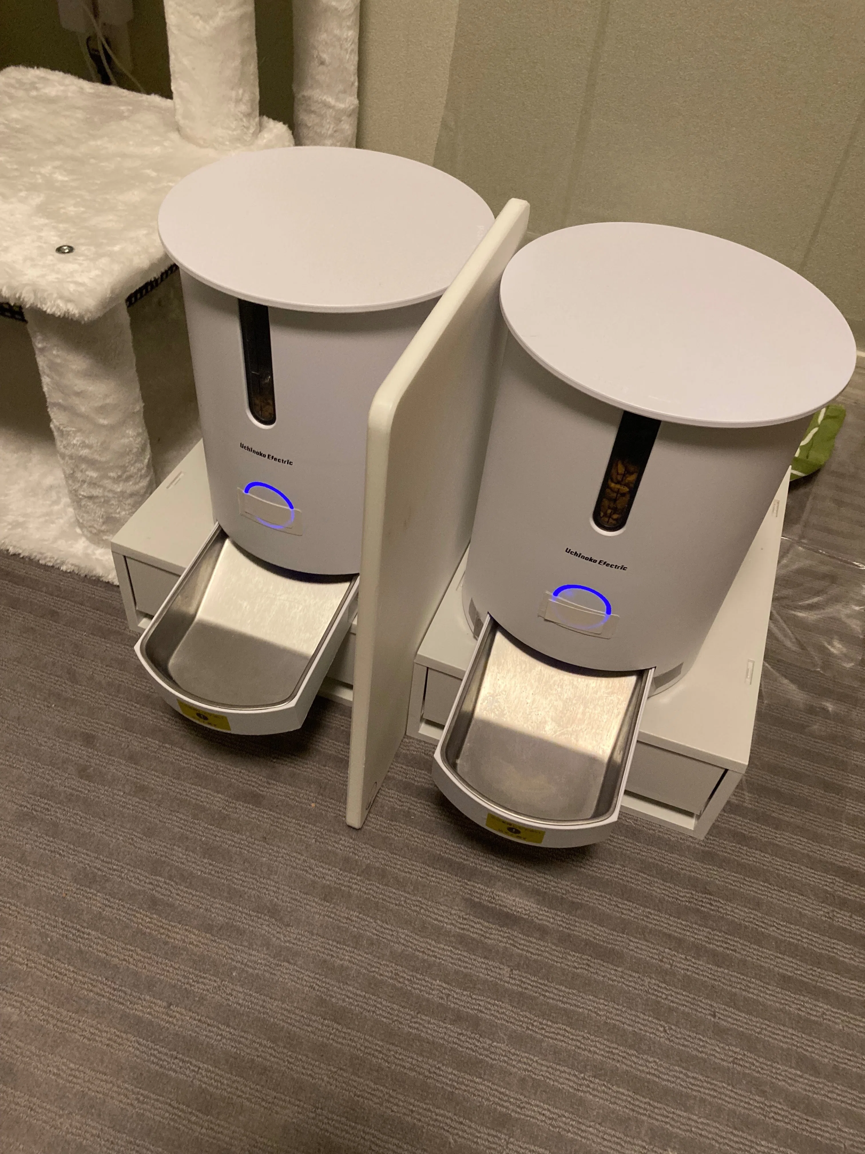 猫の食生活を快適に。「カリカリマシーンV2C」導入レポート：設置の
