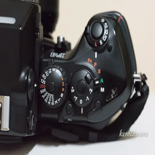 Nikon F4を買ってみたら、想像以上に“ちょうどいいフラッグシップ”だっ