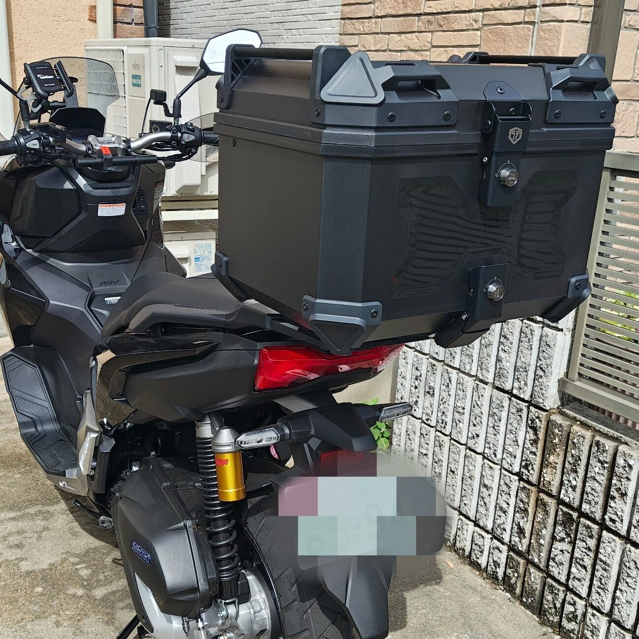 ホンダ ADV160】カスタム PART2！ついにアレも交換！｜いでぃおっと