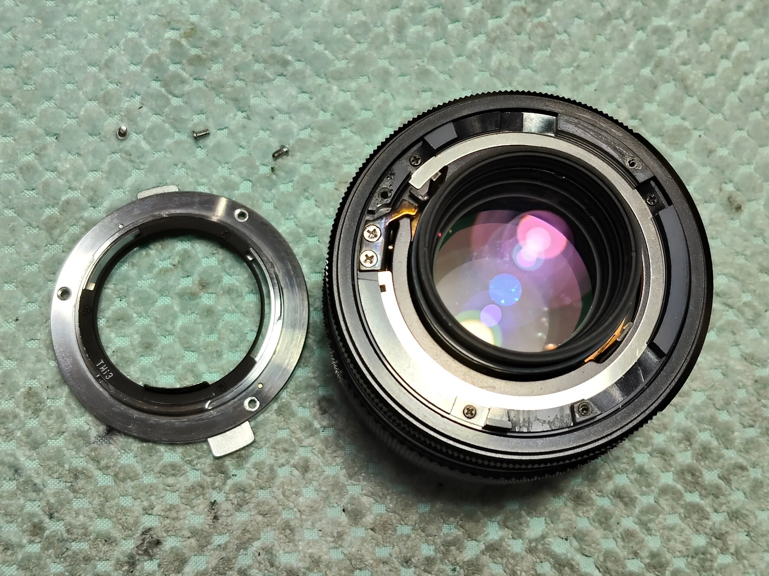 Olympus OM-SYSTEM 90mm F/2 Macroの分解｜フィルムカメラ修理のアクア