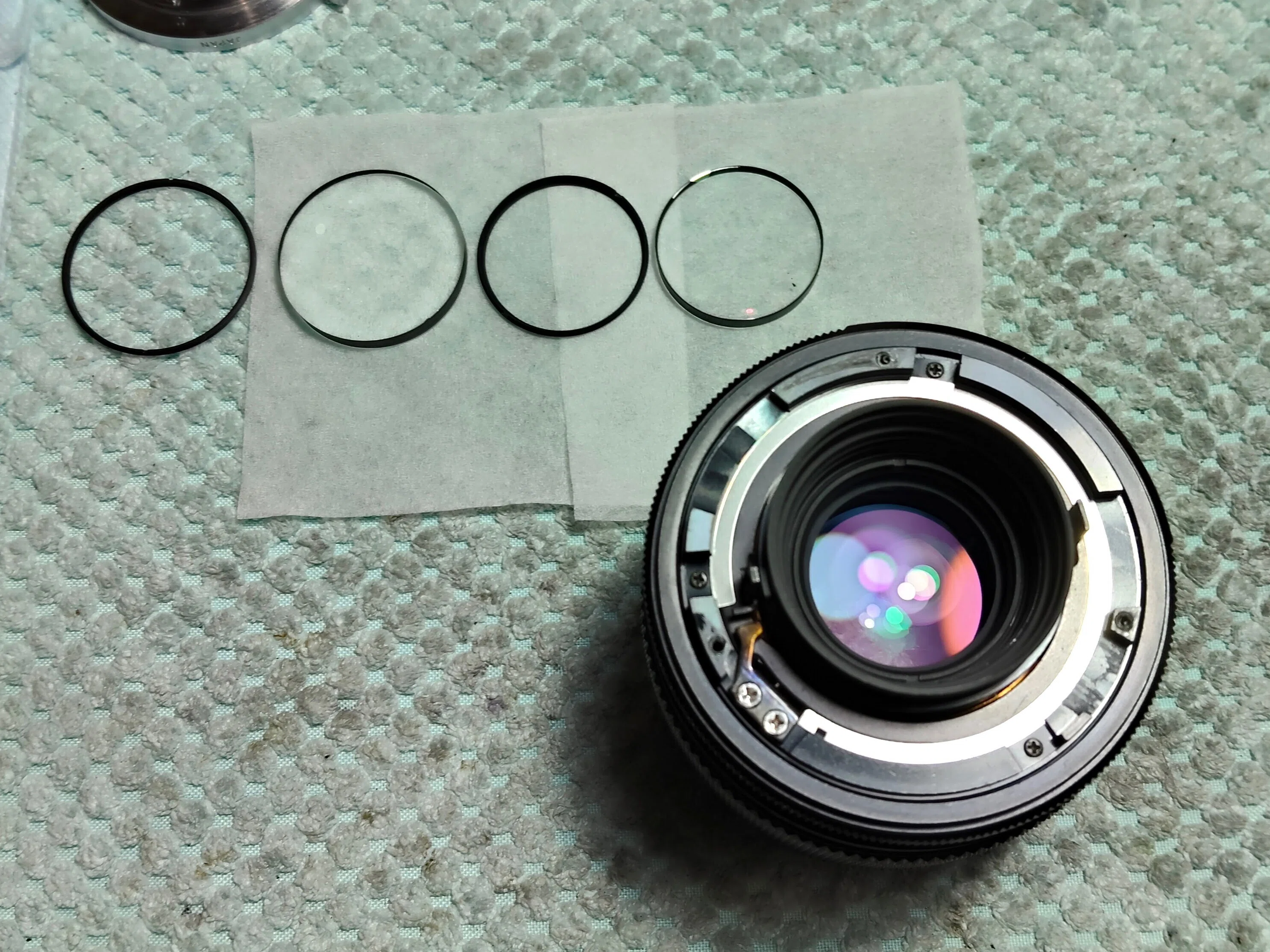 Olympus OM-SYSTEM 90mm F/2 Macroの分解｜フィルムカメラ修理のアクア