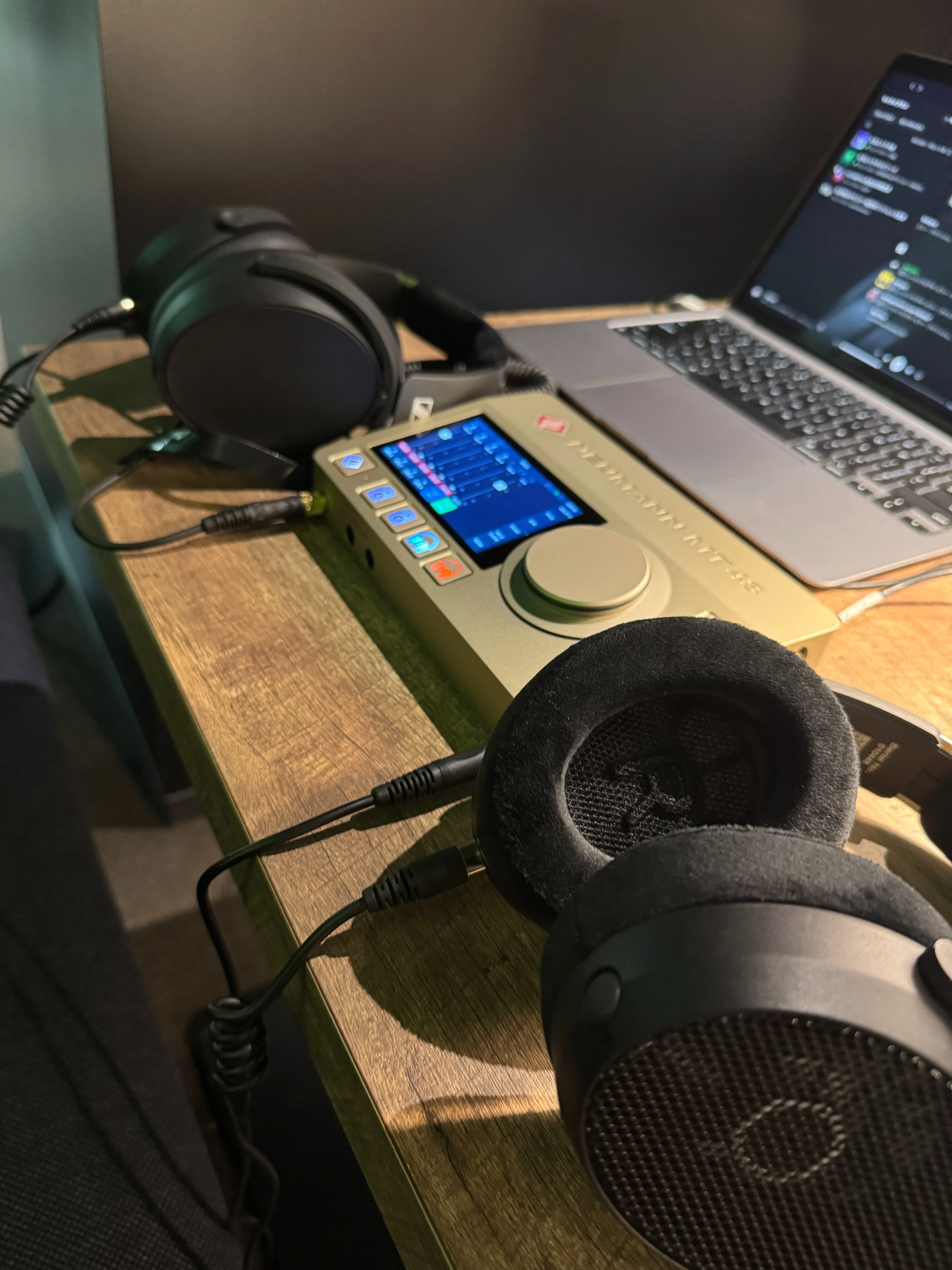 I went to the Sennheiser Japan 