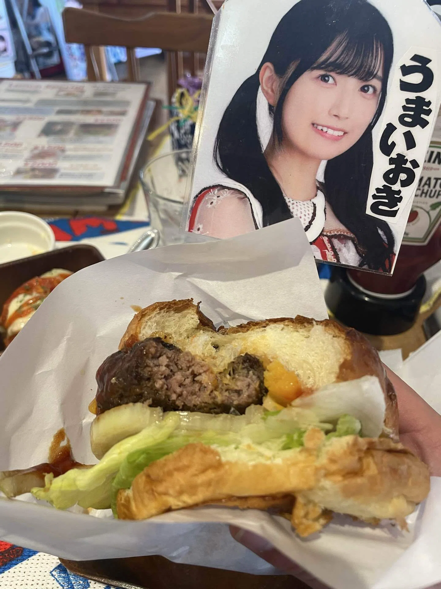 うまいおき】五百城茉央を過剰摂取できるハンバーガー屋さん＠神戸｜き