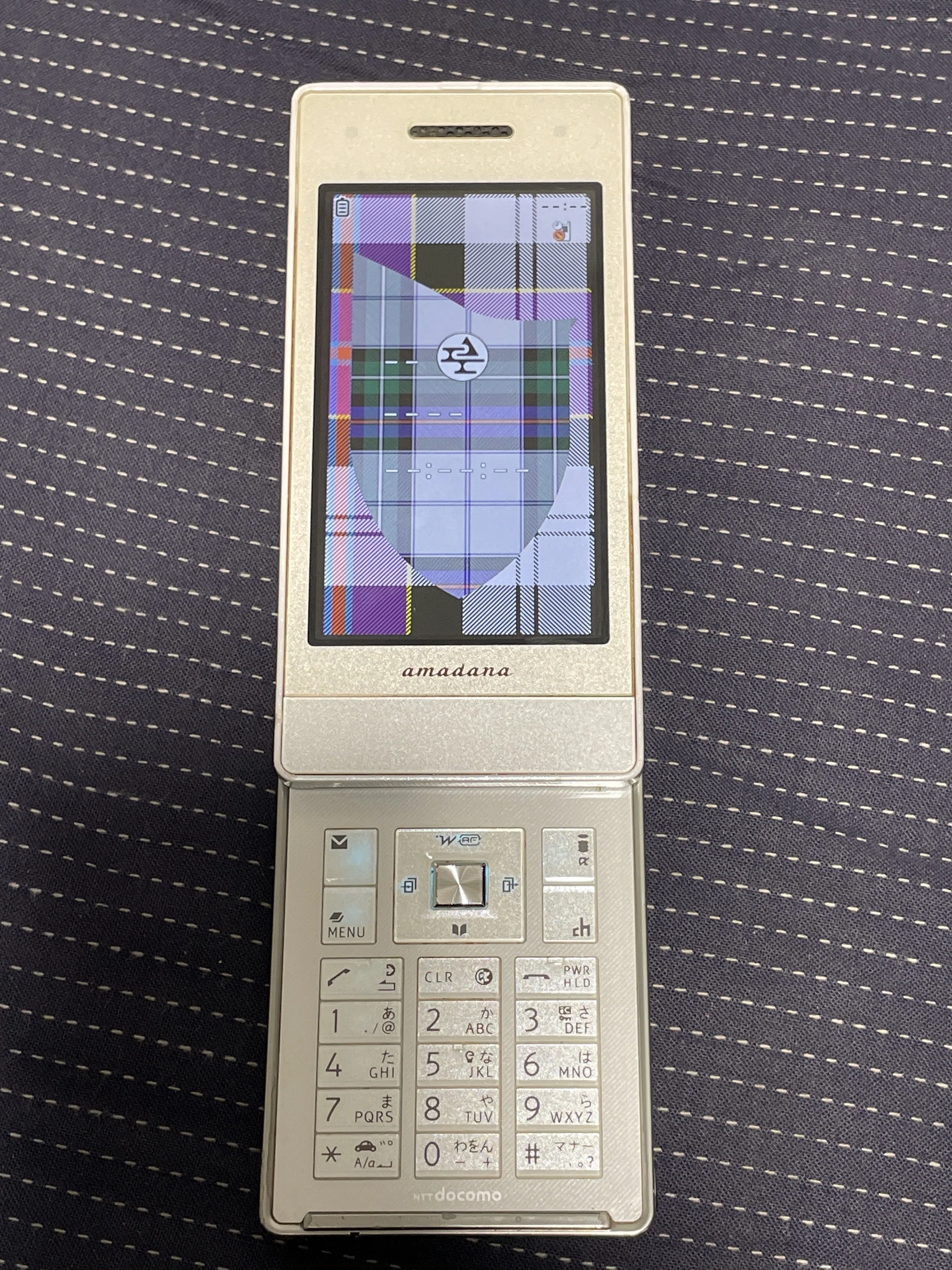 あの頃の憧れ。デザイン家電とケータイの融合「N-04A」を振り返る|mchouse あの頃の憧れ。デザイン家電とケータイの融合「N-04A」を振り返る|mchouse