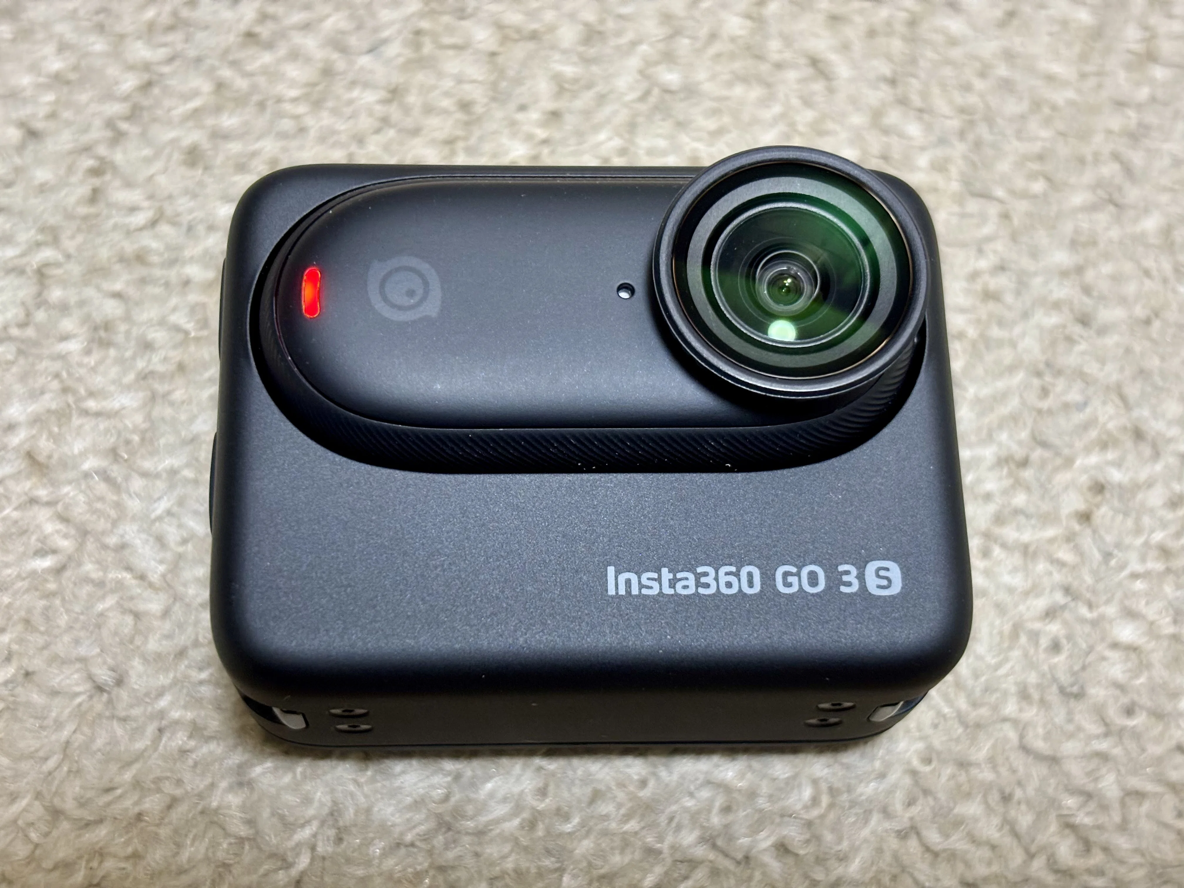 アクションカメラ Amazon | AKASO Brave 7 LE アクションカメラ 4K60fps 20MP IPX7本機
