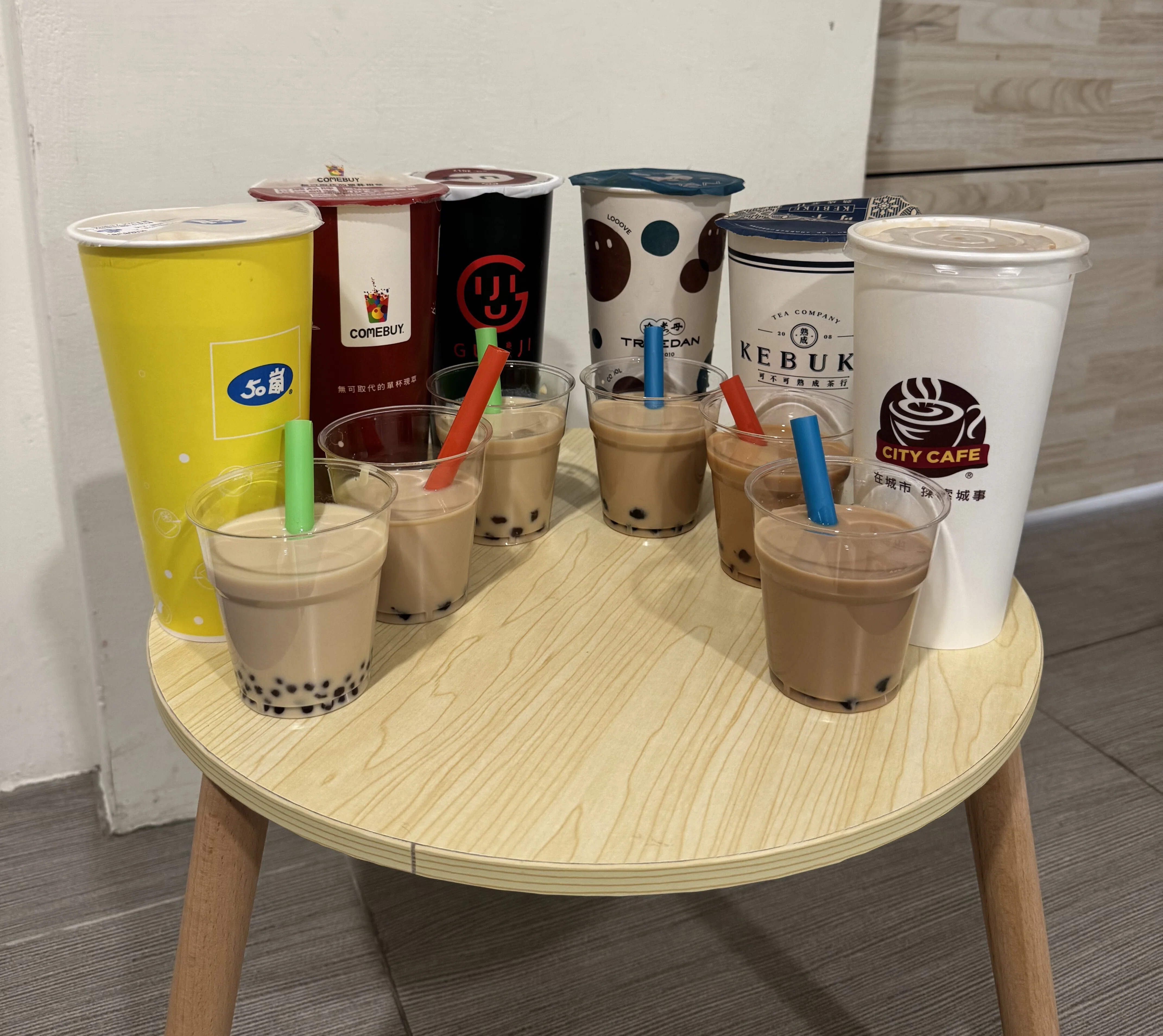 台湾ドリンク6店をガチ比較｜タピオカミルクティーNo.1はどこ？｜台湾