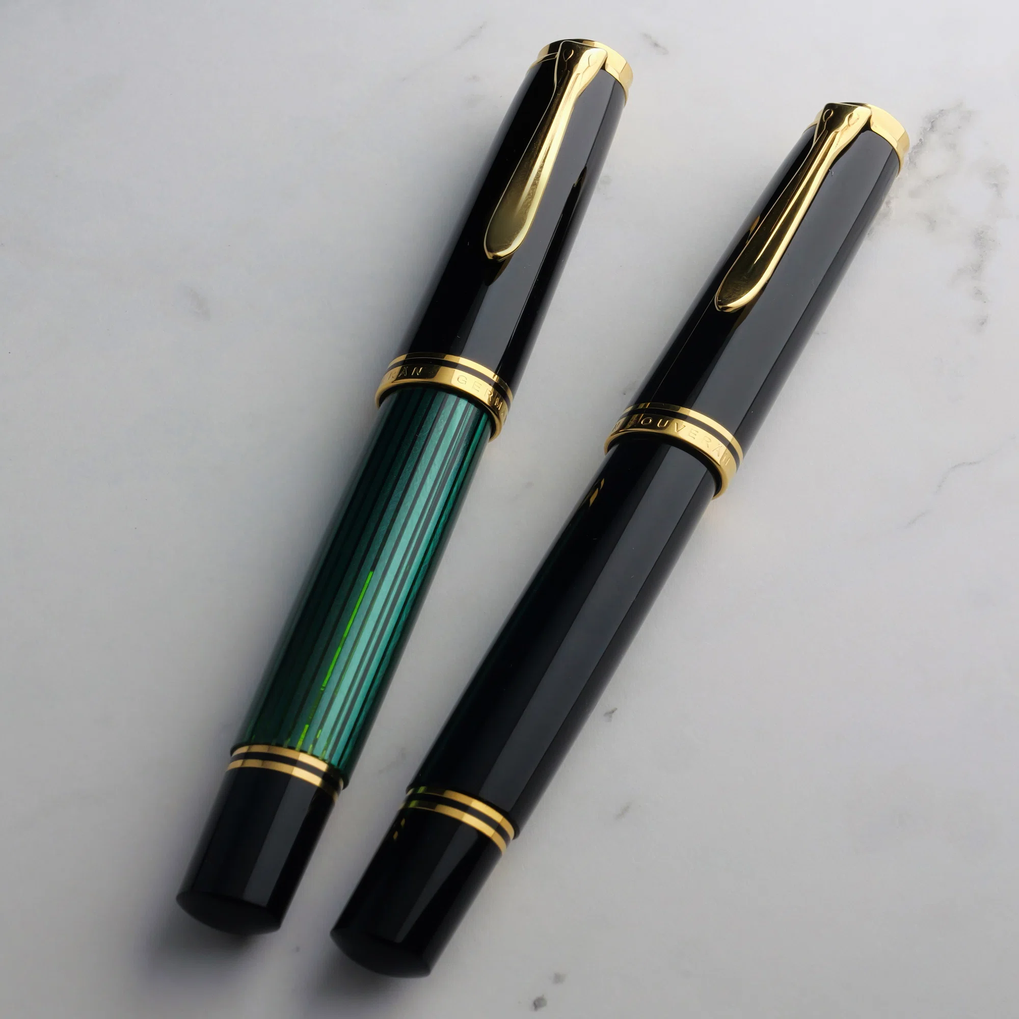 黒軸に宿るエレガンス ― Pelikan Souverän M800 Black｜Hideo Takehara