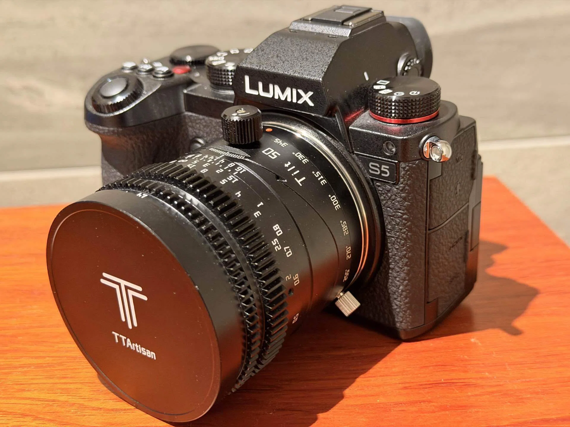 LUMIX S5 + TTArtisan Tilt 50mm F1.4｜アラン藤島