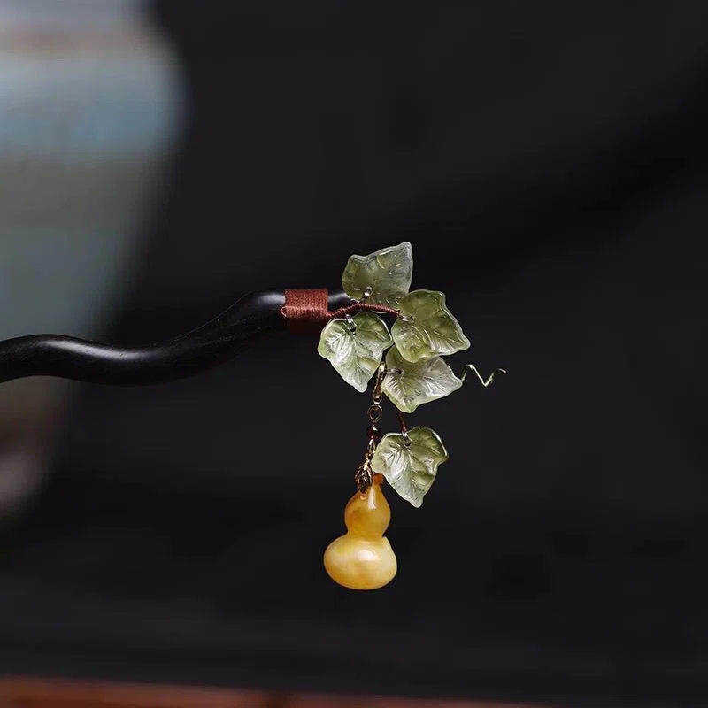 天然檀木 かんざし 牡丹の木製かんざし 立体彫り 檀木 天然石アゲート 簪 ヘア