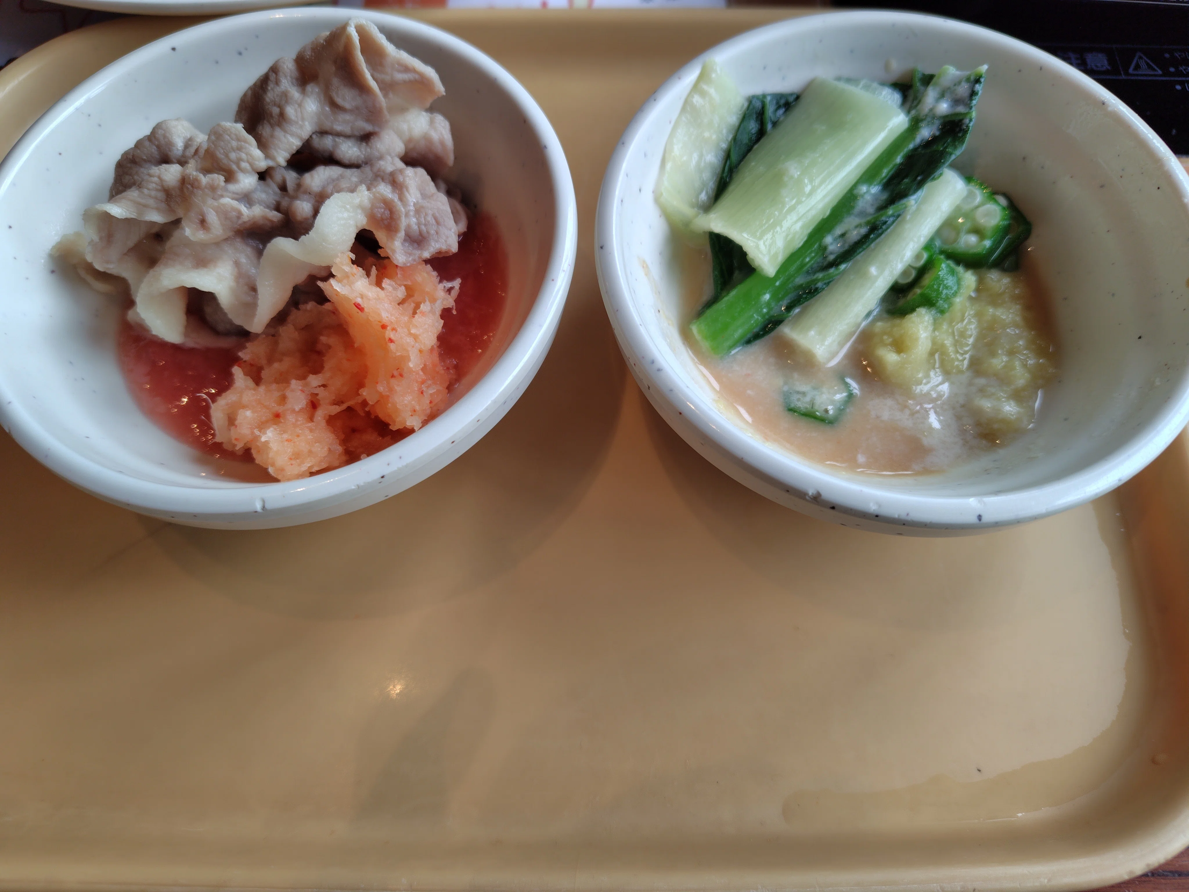 ひとりしゃぶ葉初陣｜肉は脇役?!豚3皿＆お野菜食べ放題しゃぶしゃぶ