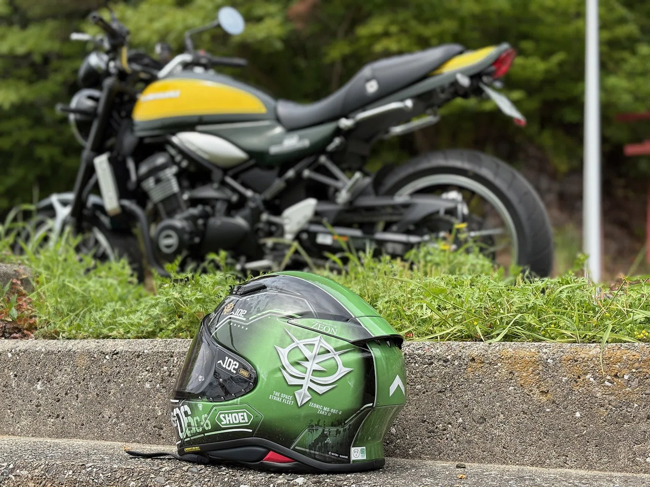 SHOEI Z-8 ザクII ヘルメット｜Mick Kamihara