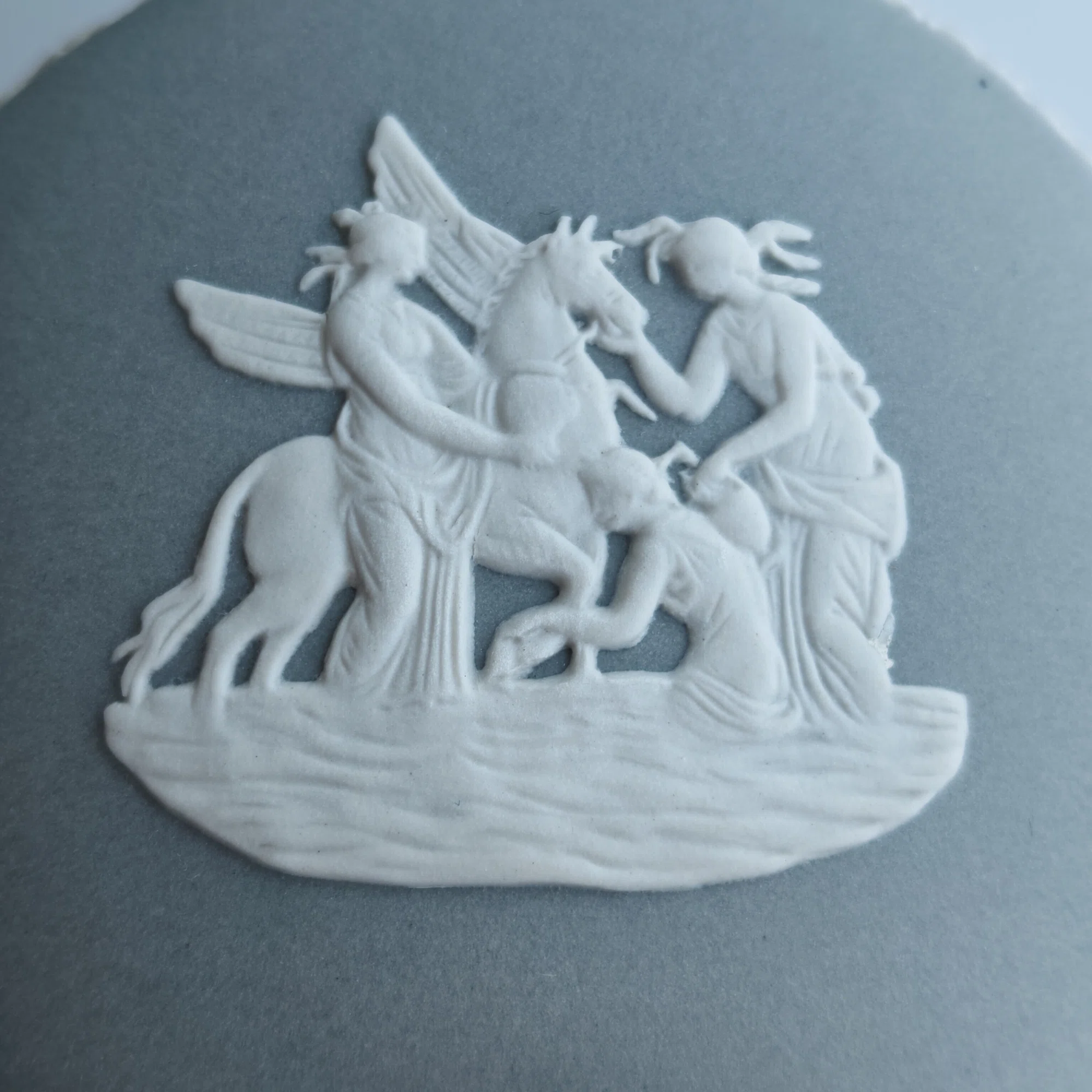 ただのデザイン」ではない、ウェッジウッド・ジャスパーの見方が変わる 