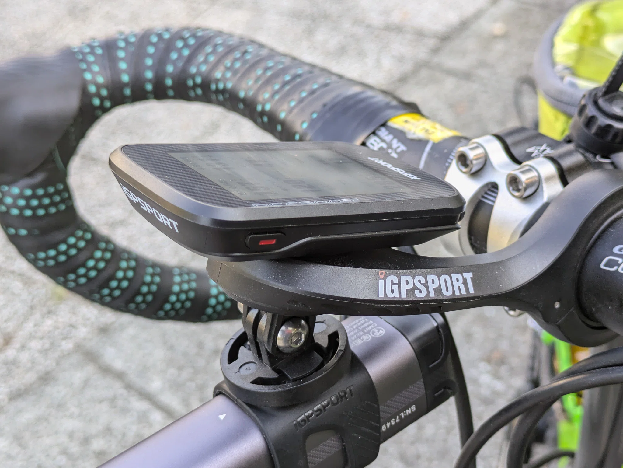 レビュー品】コスパ最強のカラータッチ画面サイコン！iGPSPORT