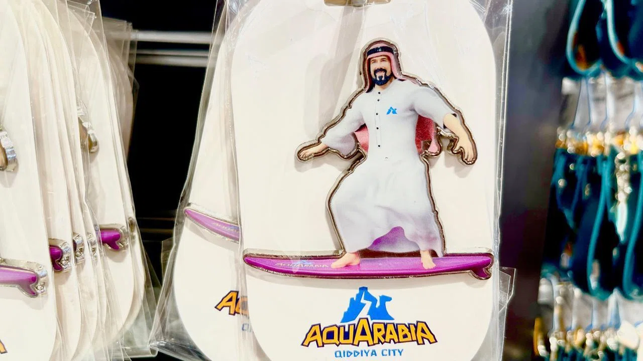 日本最速レビュー！イスラムのプールってどうなってるの？サウジ渾身の