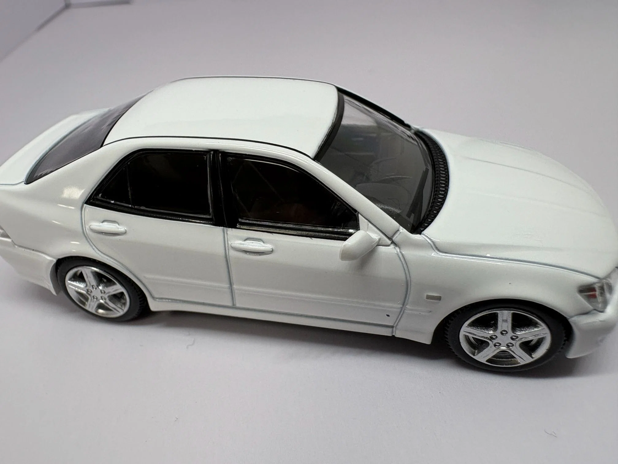 トミカリミテッドヴィンテージ NEO LV-N227c トヨタ アルテッツァ
