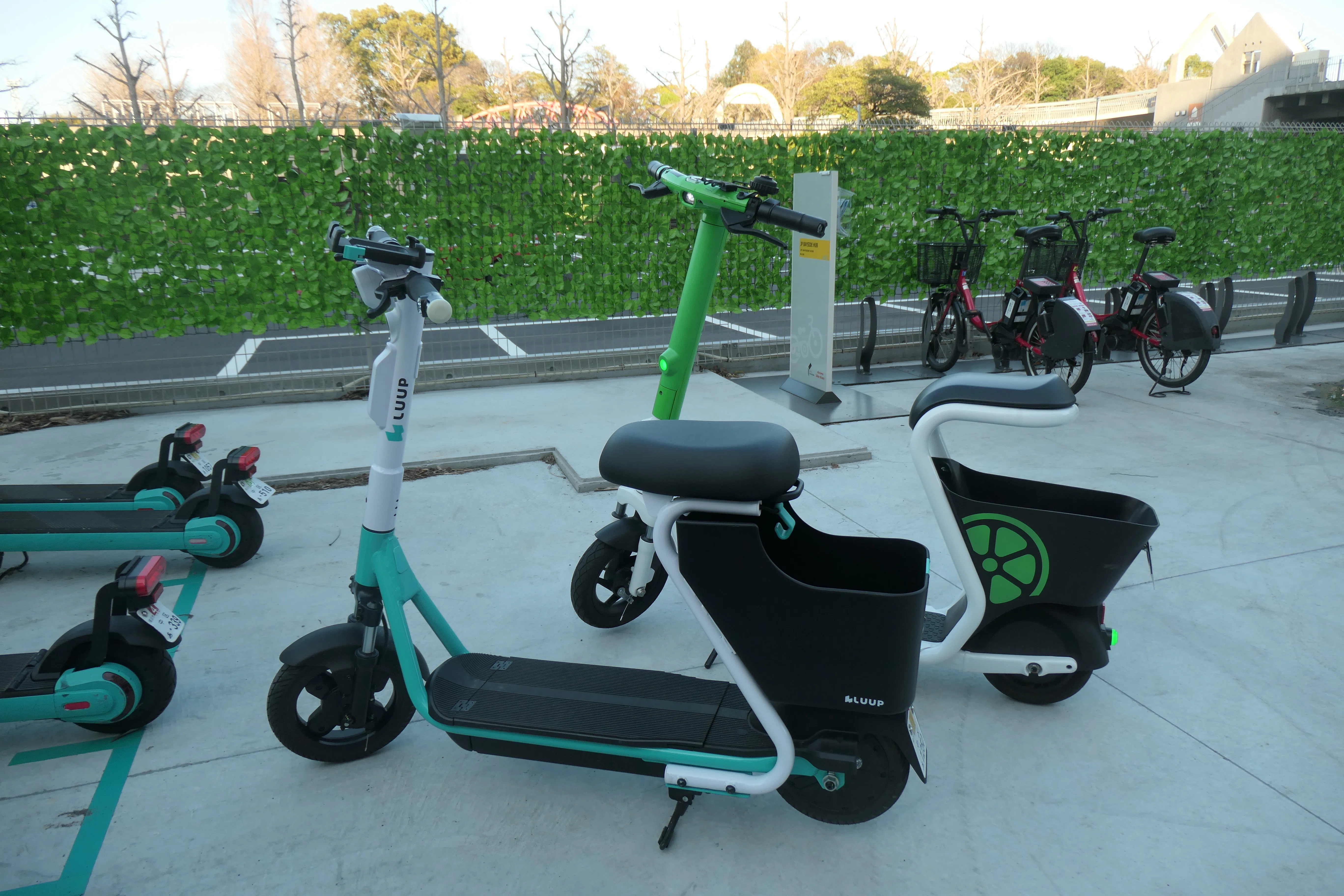 LUUPとLimeの電動シートボードを乗り比べる｜ばか者