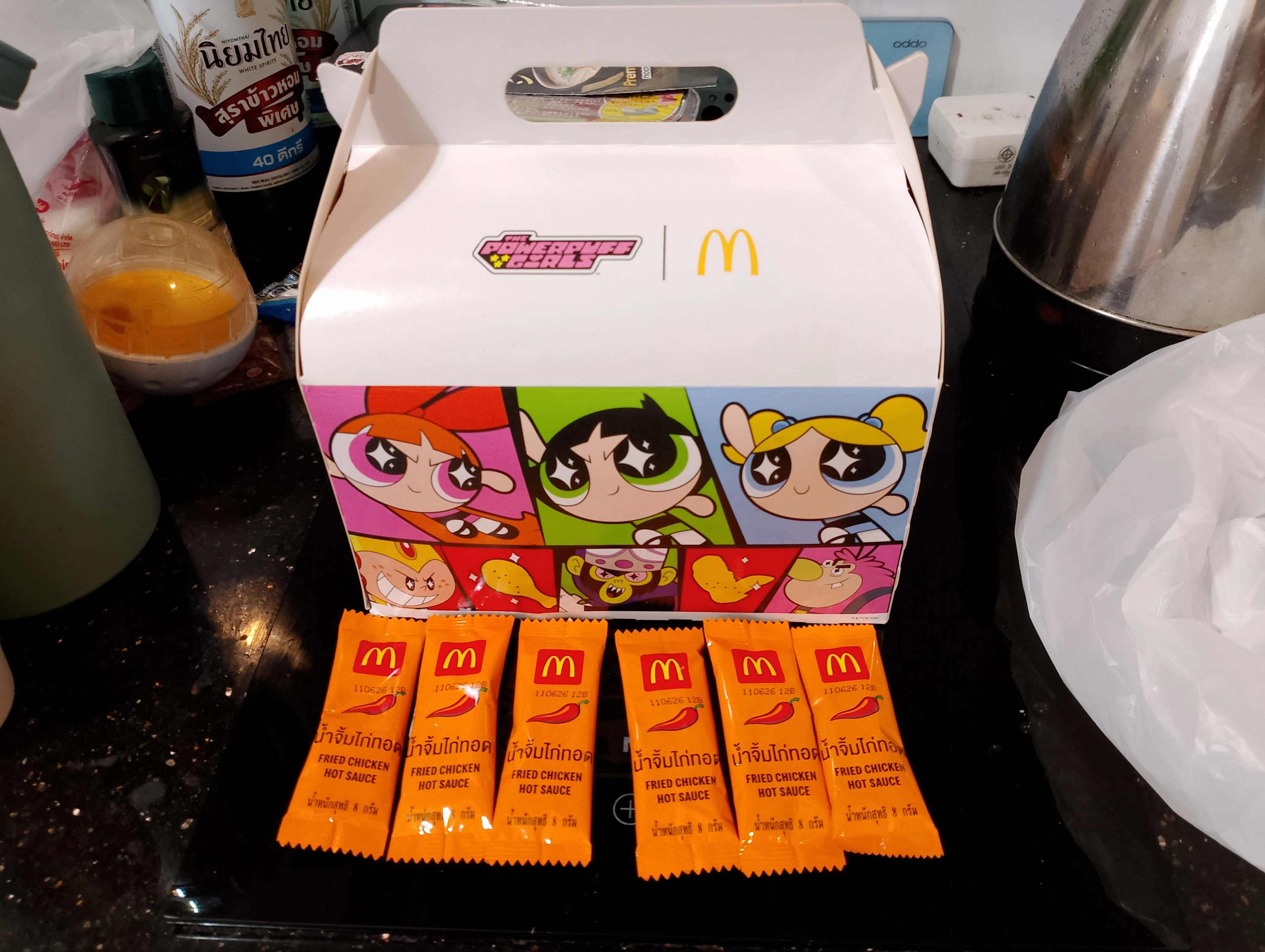 タイ MACでパワーパフガールズのコラボグッズをゲット！｜toshi