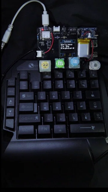 左手側キーだけでフルサイズQWERTY配列を再現 キーボード自作の試行