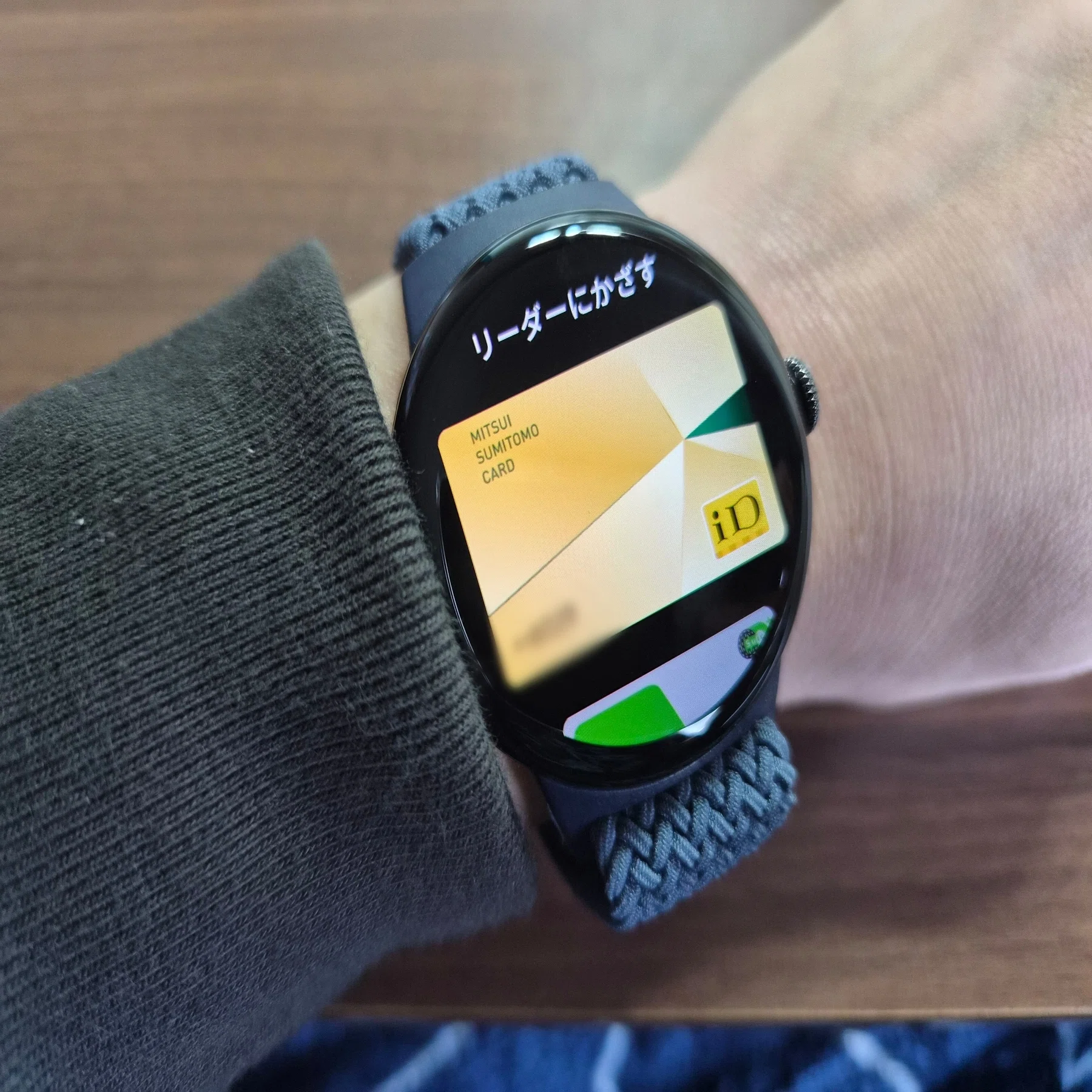グーグルウォッチ ピクセルウォッチ 色 おすすめ Pixel Watch 4と 