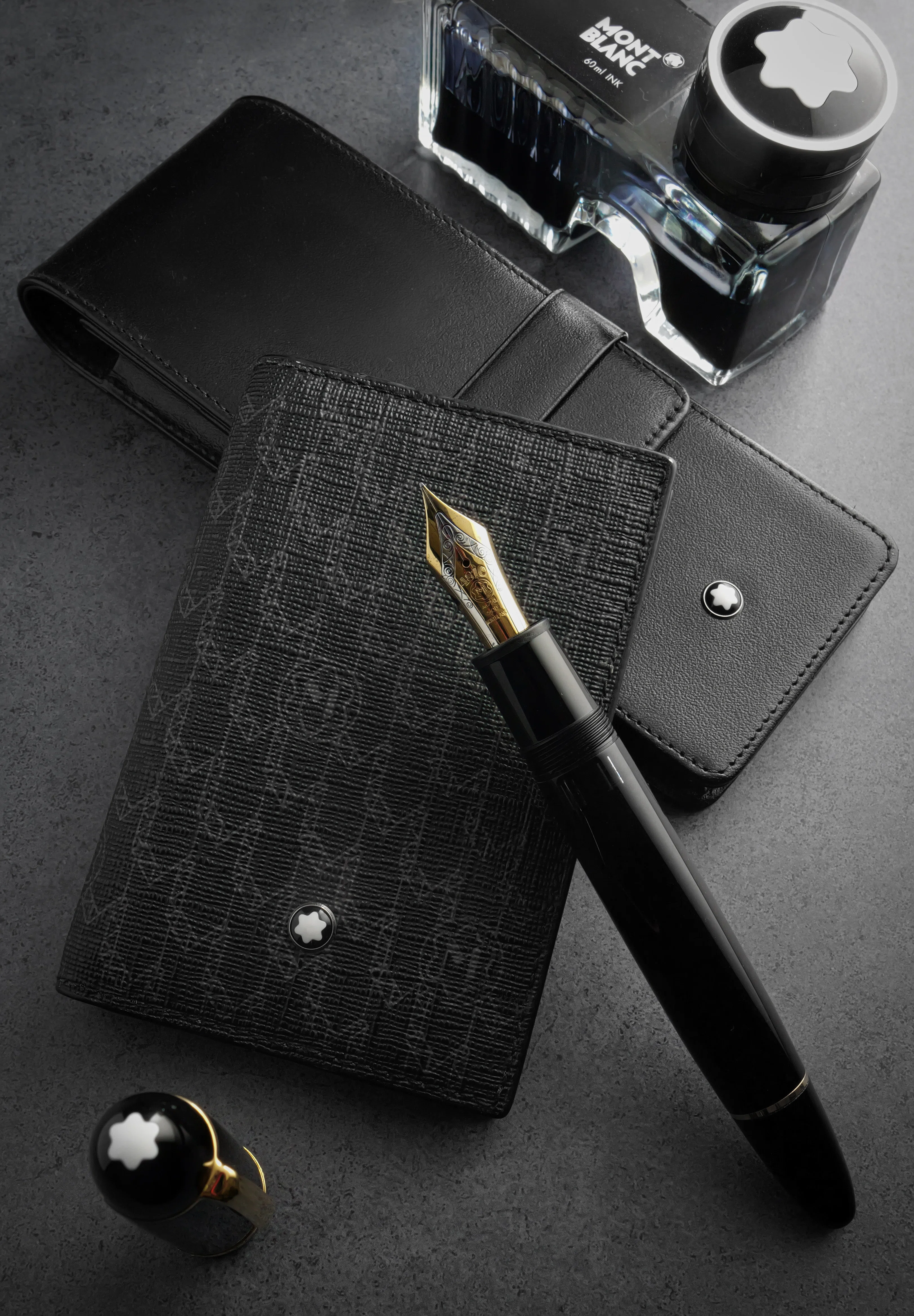 虚栄心を満たす設計か? - Montblanc NightFlight Signature Card 虚栄心を満たす設計か? - Montblanc NightFlight Signature Card