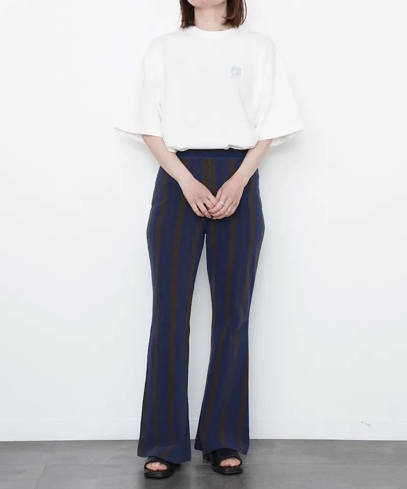 PHEENY】風をまとうPile Border Relaxed Flare Pants｜THIRTY' THIRTY'