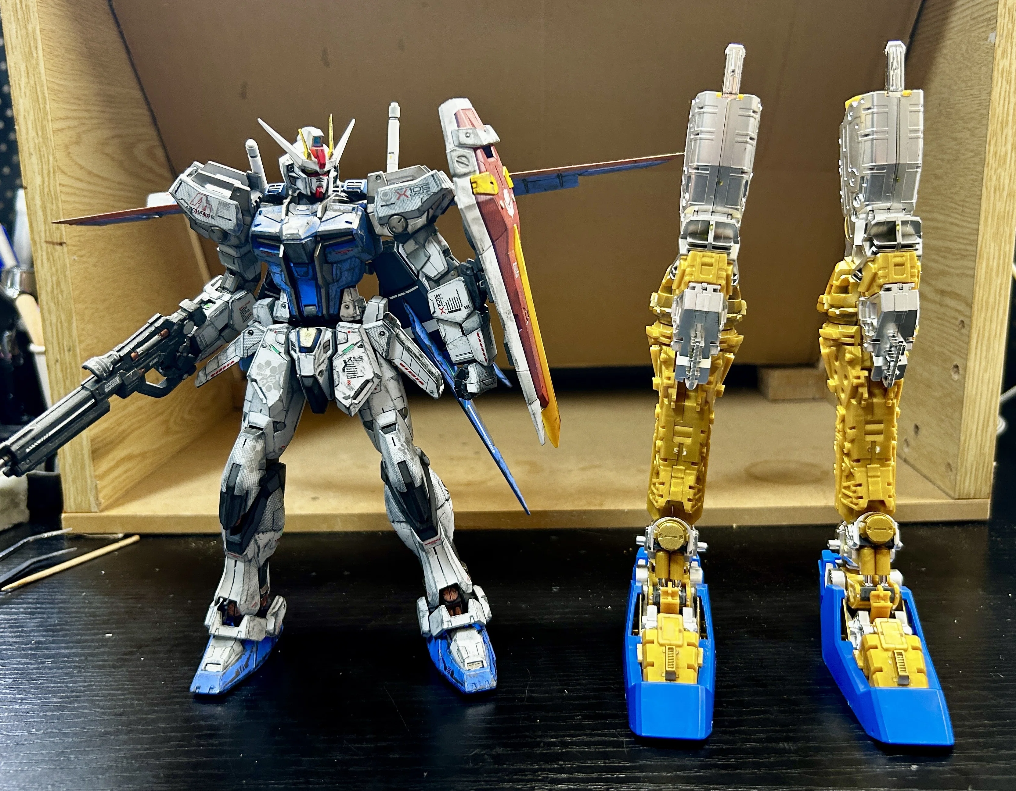 制作記）PGストライクフリーダム～その4～切出し完了、メッキパーツ