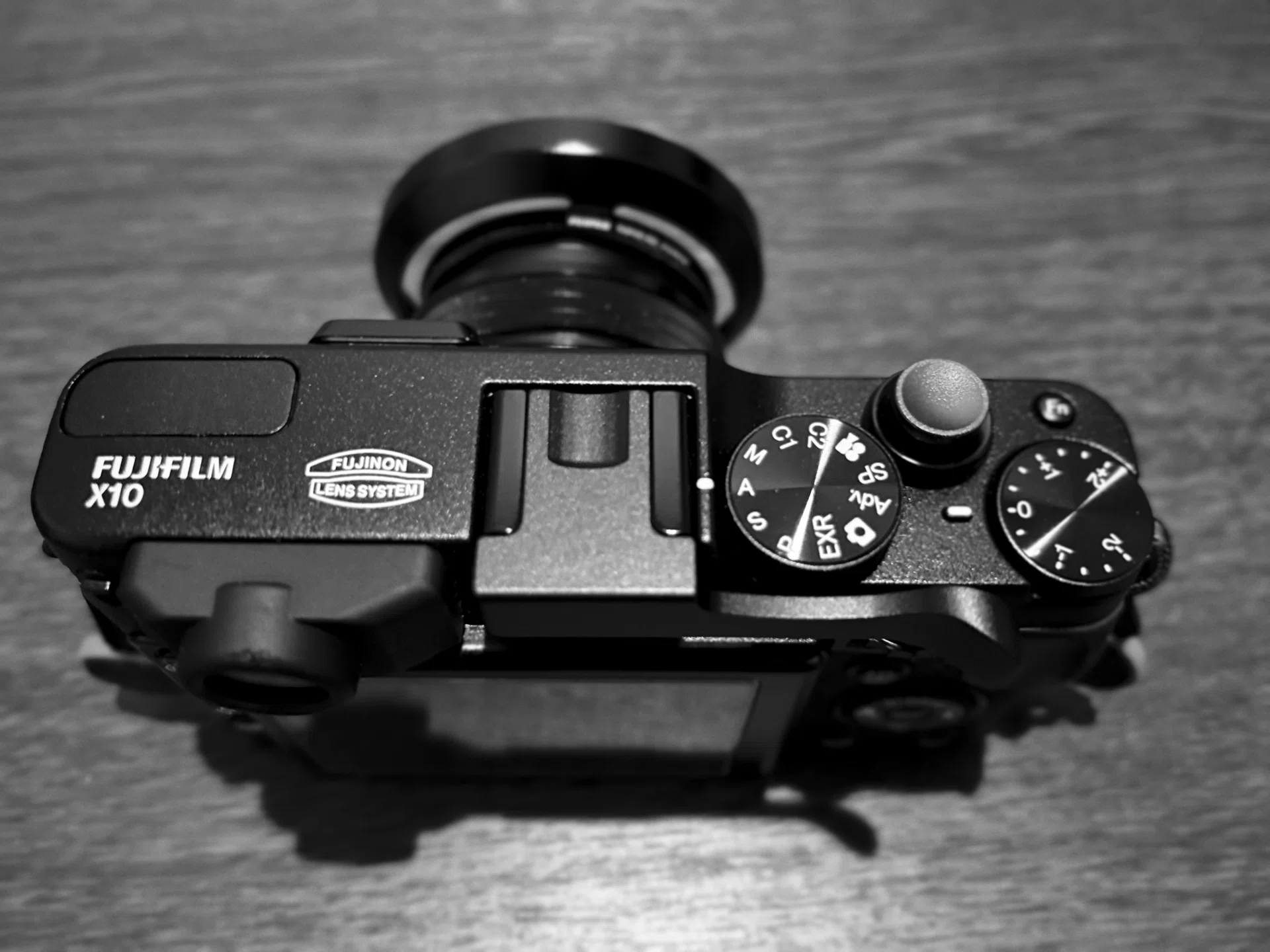 FUJI FILM X10｜徒歩で関東屈指の激坂を登り京王百草園へ｜気ままに