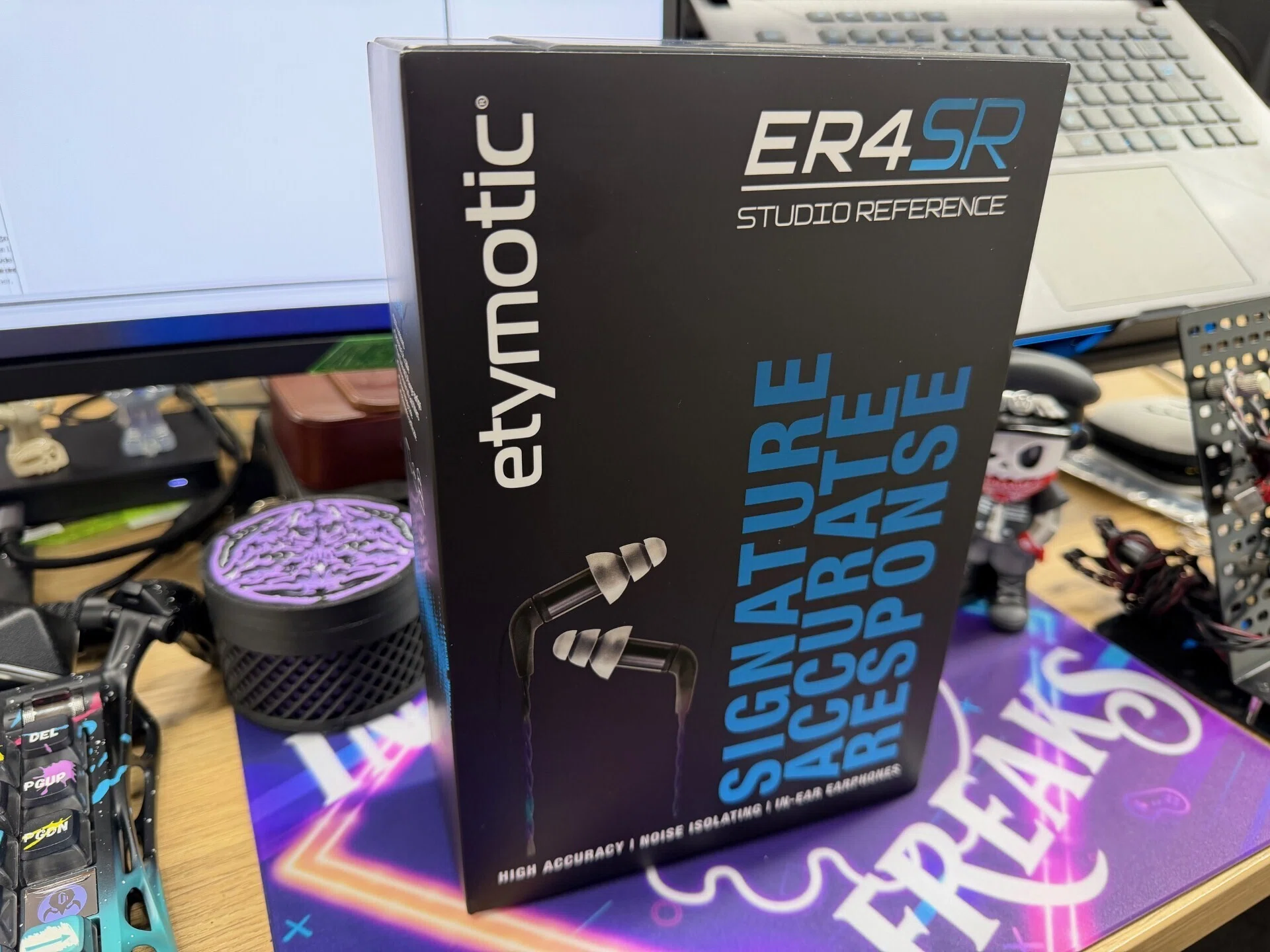 Etymotic ER4SR [孫何 様特に] Etymotic ( エティモティック ) ER4SR カナル型イヤホン 送料無料