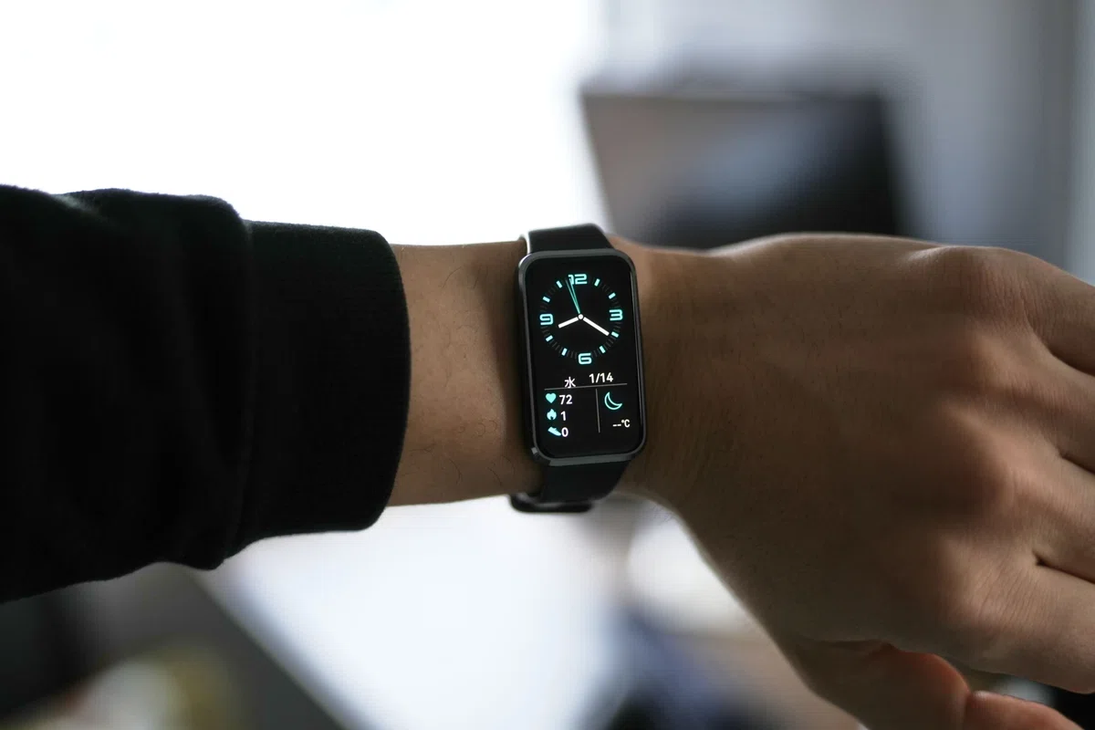 スマートウォッチに「多機能」は要らなかった。Apple Watchから辿り着 