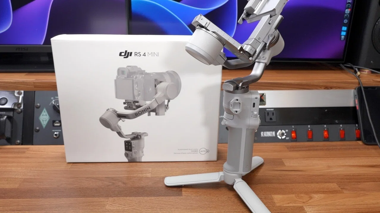 DJI RS 4 Mini レビュー！自動軸ロックは便利だけど、一眼カメラを 
