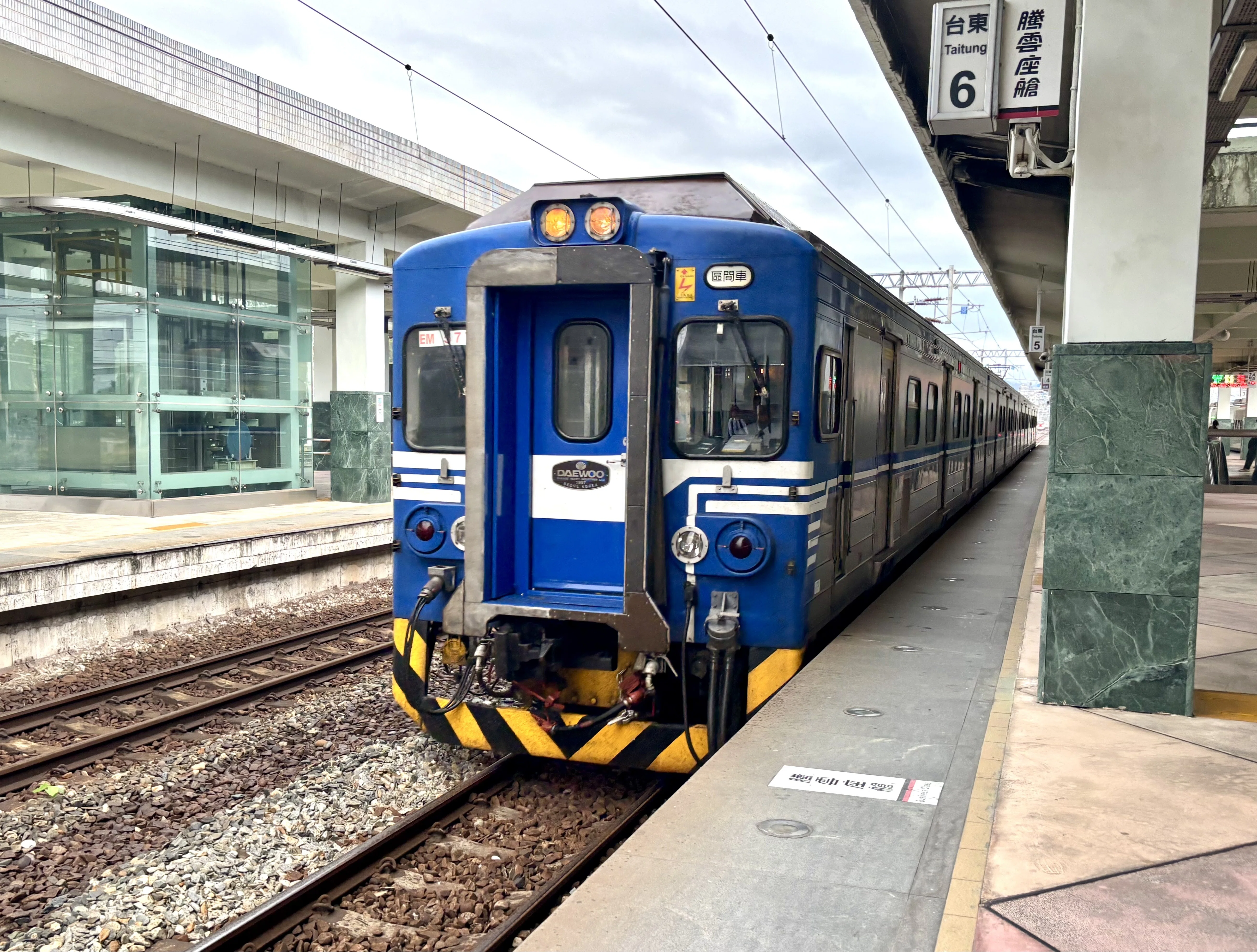 花粉避難からの台湾一周 51 山峡を縫って、列車はゆく 〜 台東–花蓮間