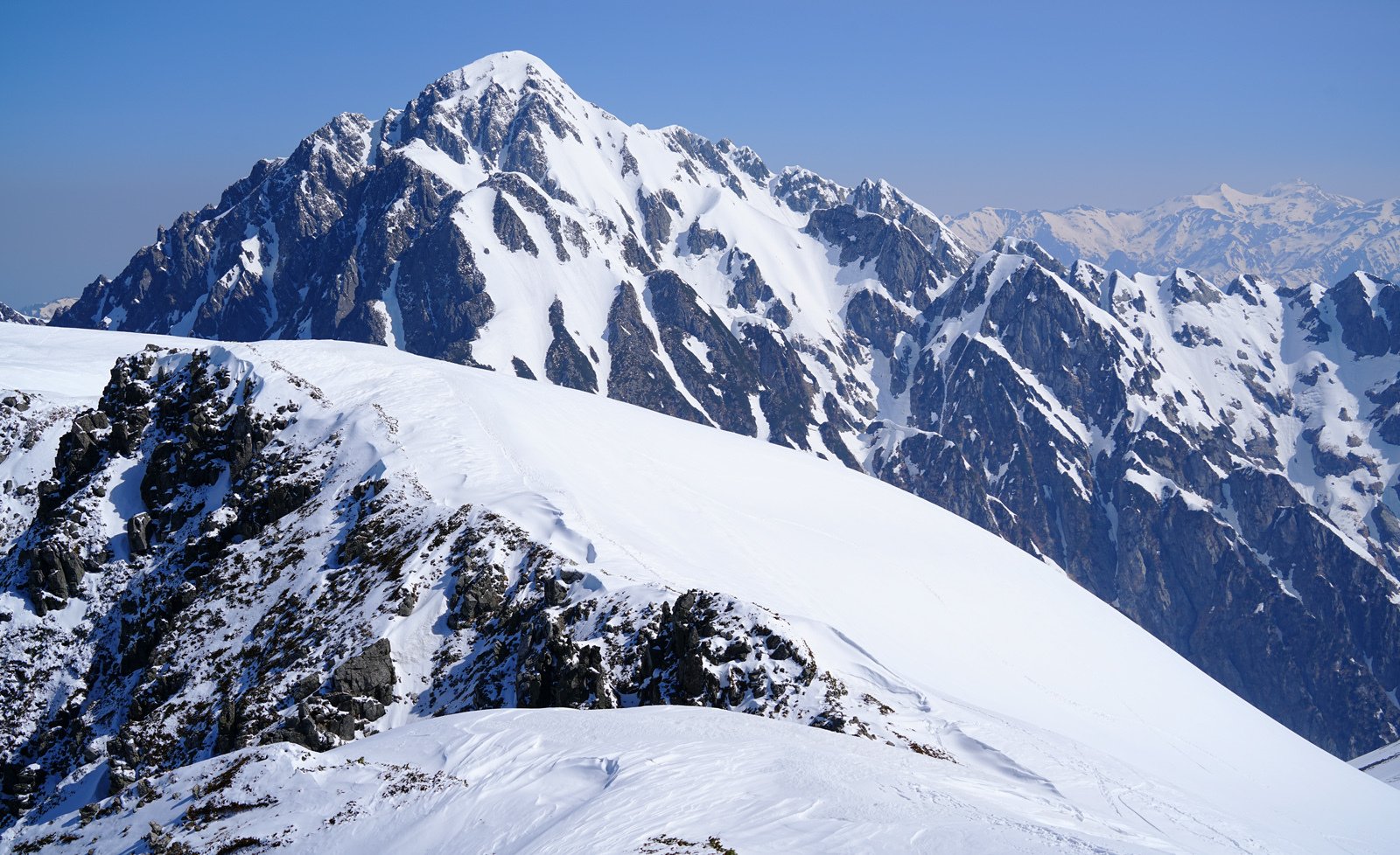 黒部別山　積雪期　黒部の衆　付録付き希少 2023「立山黒部・雪の大谷フェスティバル」 | 富山県首都圏本部の