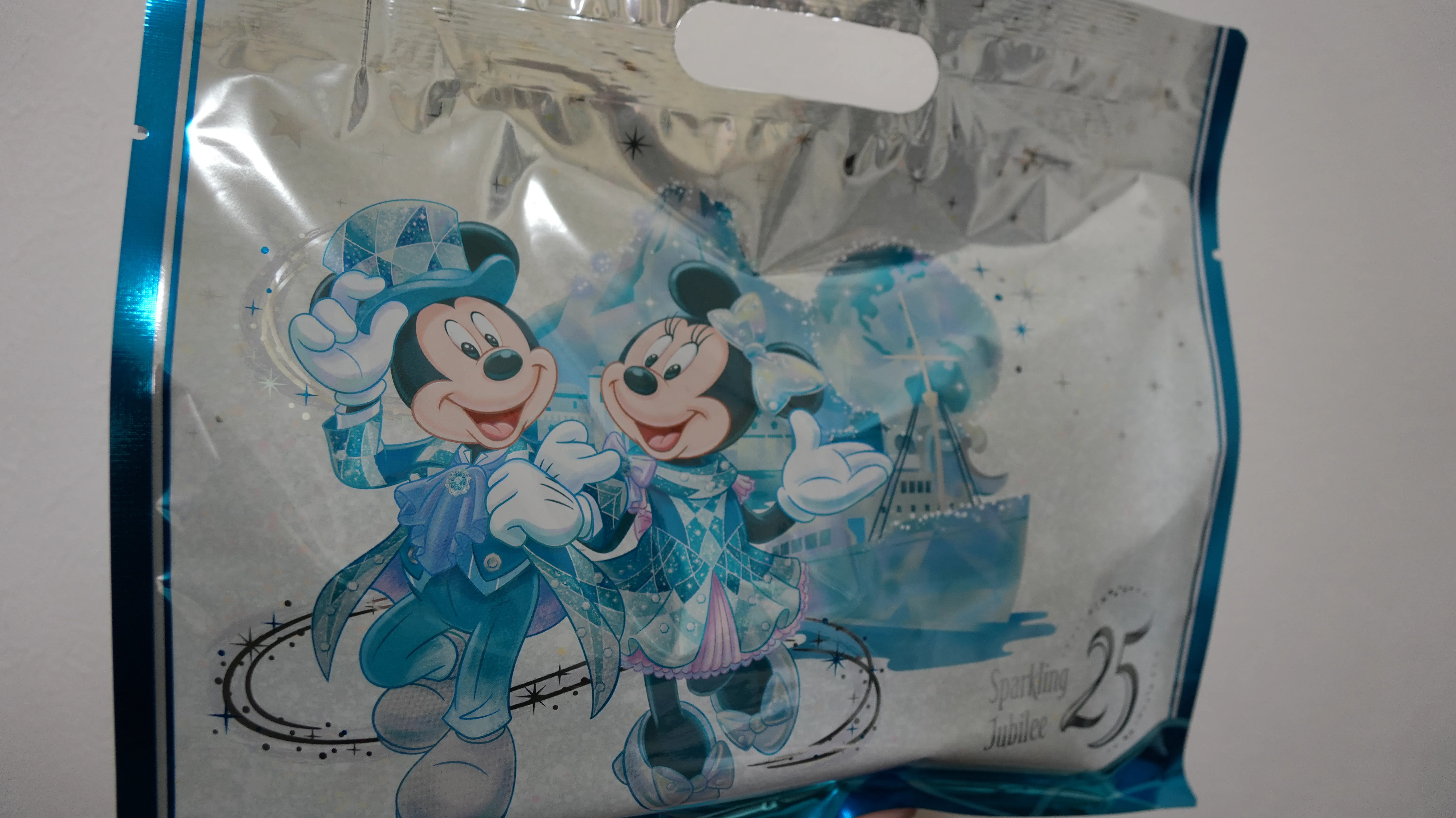 ディズニー食レポ】お土産として優秀！！！色んな種類が楽しめるお土産