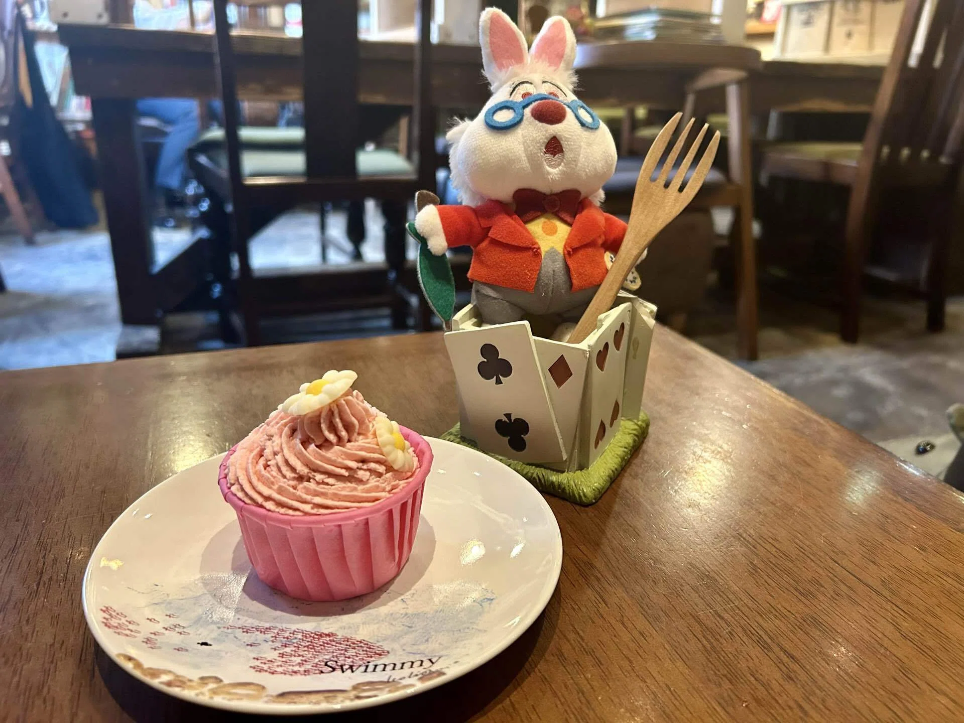 絵本カフェ　イメージ 一度は行きたい絵本カフェ「Story book」に、4歳児と行ってみた｜大阪