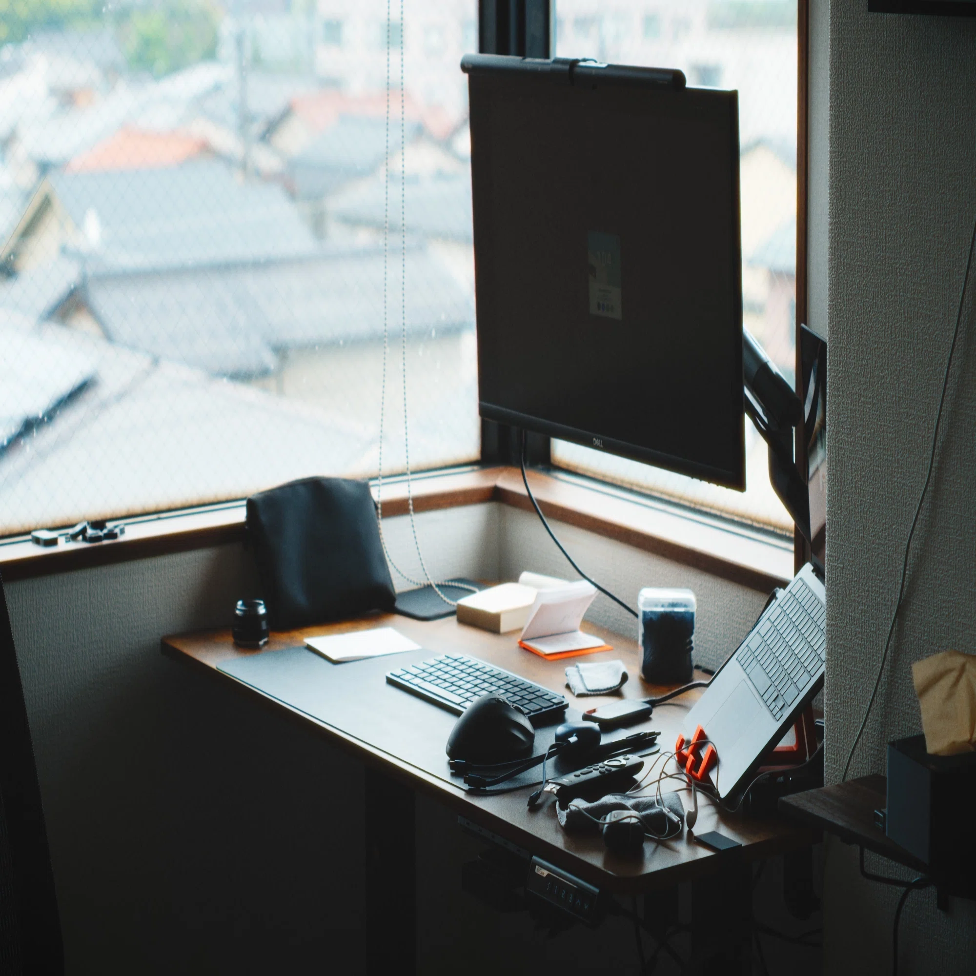 FUJIFILM X-E1】オールドミラーレス × オールドレンズ。これでいい｜Junpei