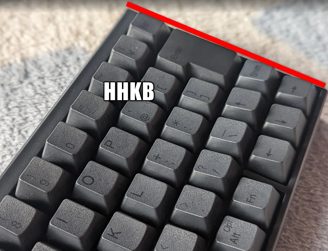 mキーとspace keyに少し傷あります キーボードの右の方を誤爆してしまう件！！｜とまじぃ@カジェオタNoter