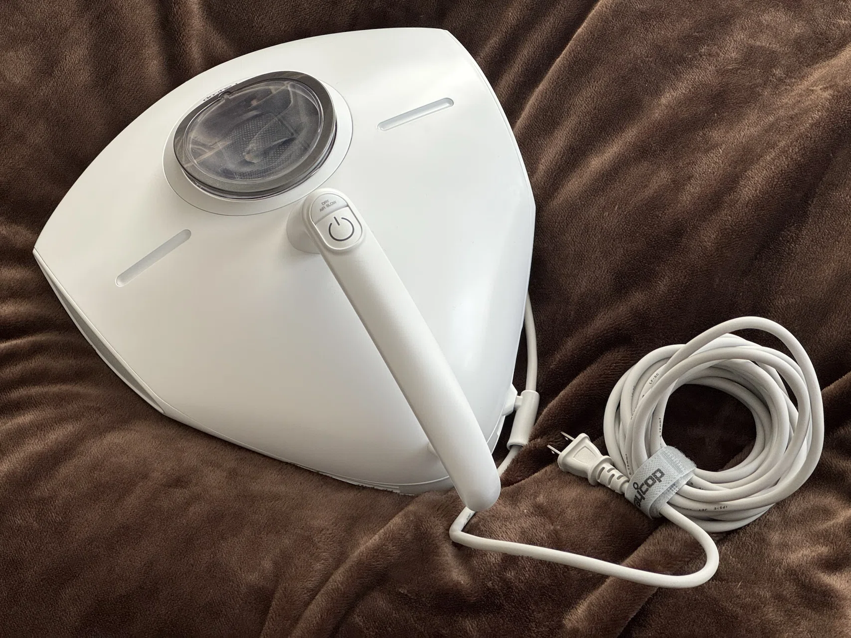 ふとんのダニ対策に温風搭載モデルを選んだ - レイコップ PRO2｜りおつ