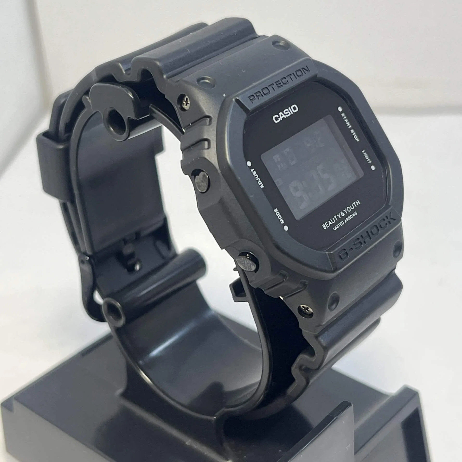 レビュー】大人の「黒」、ここにあり。G-SHOCK × BEAUTY&YOUTH DW