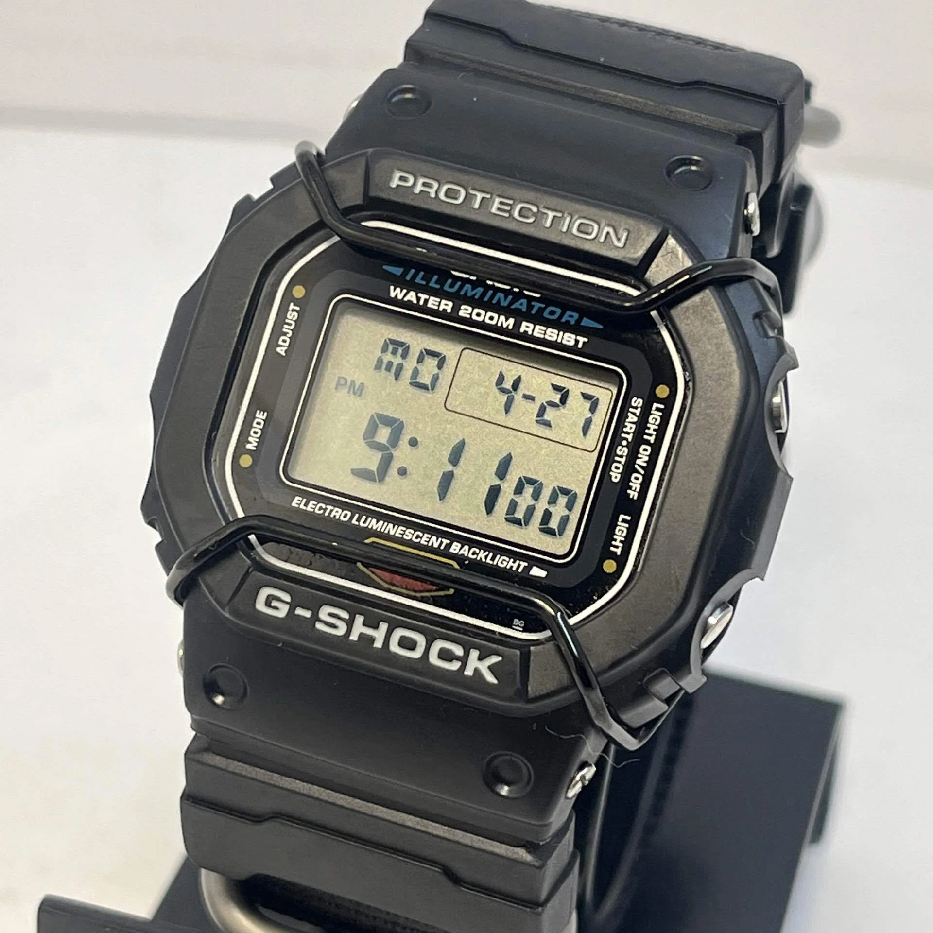 レビュー】G-SHOCK DW-5600E × NATOベルト。“飾らない強さ”を纏った 