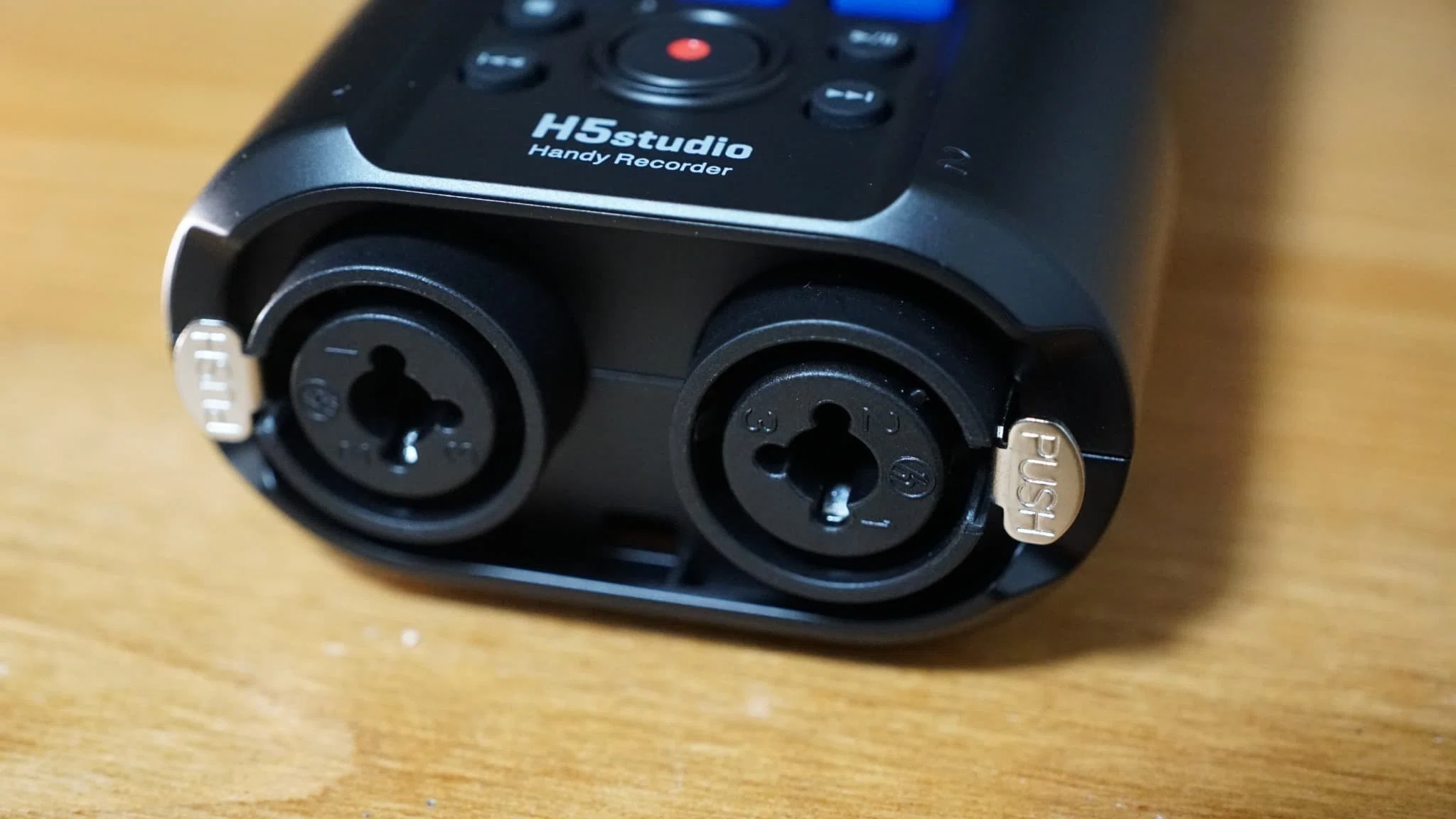 レビュー 】 ZOOM H5 studio | ゲイン調整可能 32bit フロート