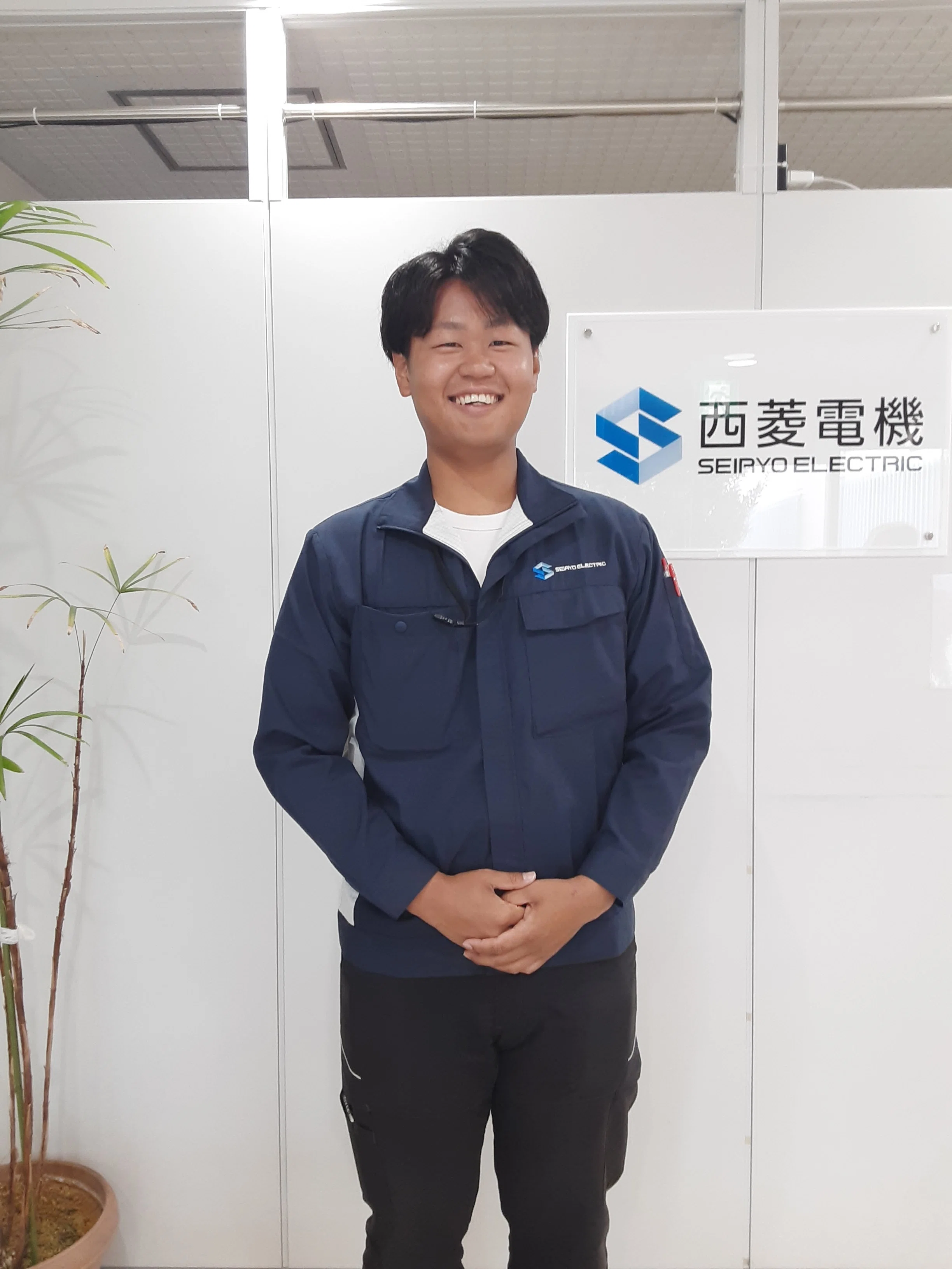 若手社員に職種のこと聞いてみた！ ～品質保証エンジニア編～｜西菱