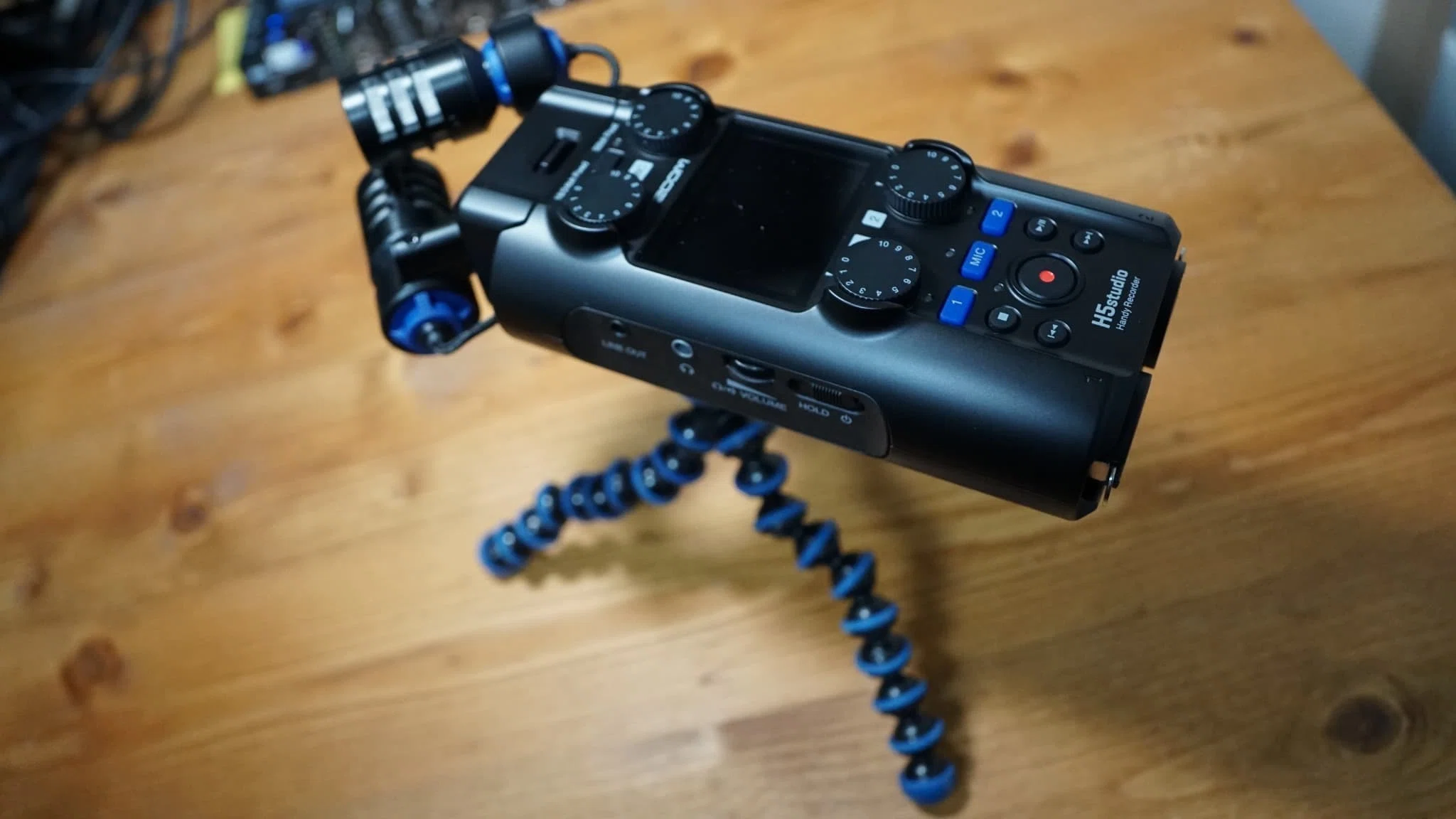 レビュー 】 ZOOM H5 studio | ゲイン調整可能 32bit フロート