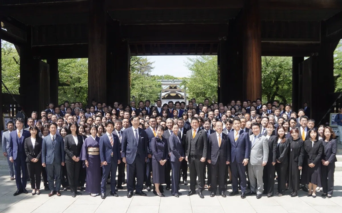 【参政党】靖国参拝過去最大規模になった模様｜かの