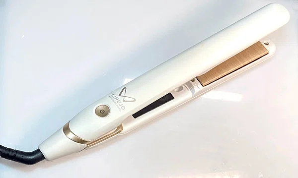 電源が入らない ヘアアイロン KINUJOの断線修理｜【伊達ワル修理師