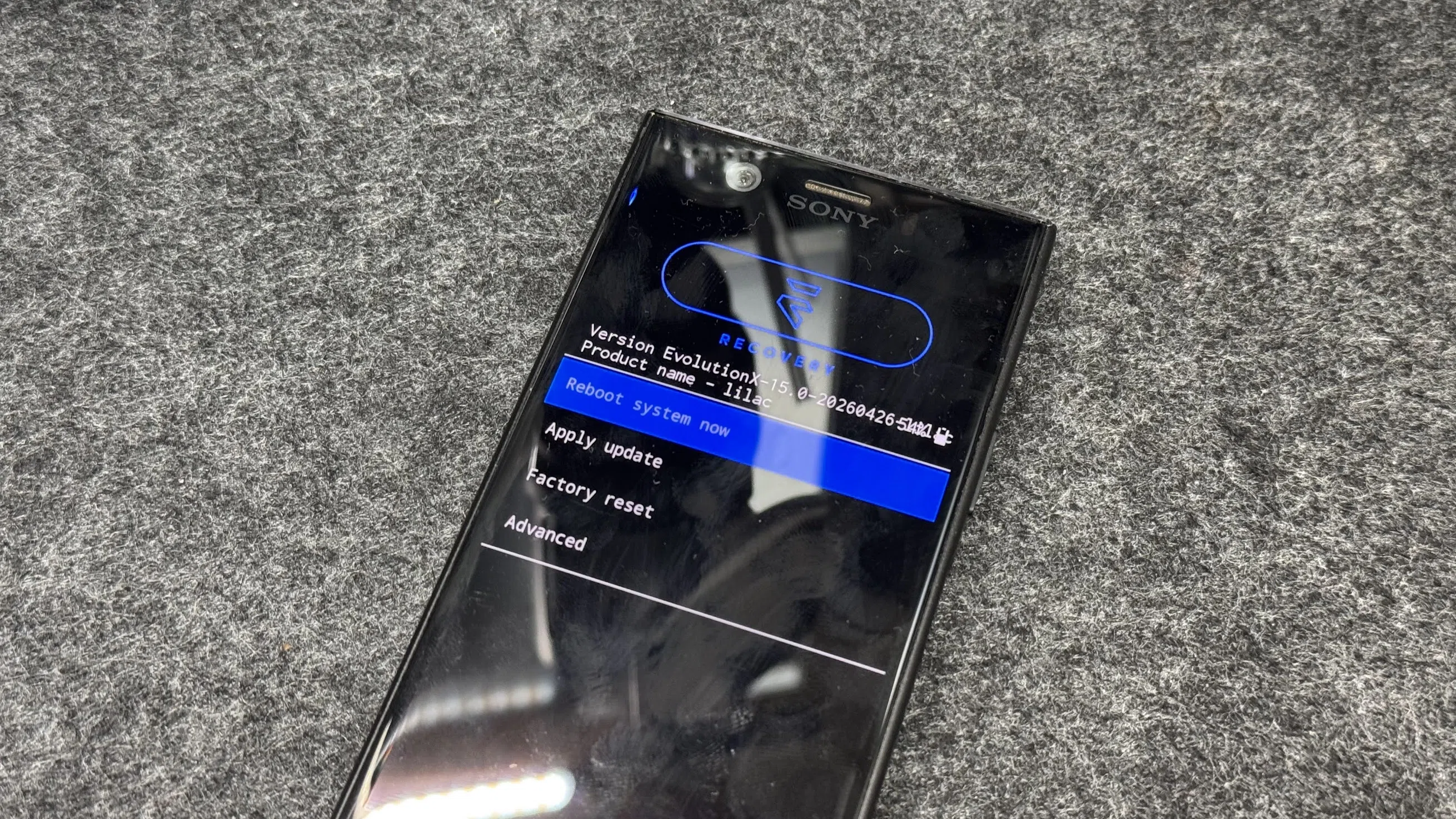 Evolution X】Xperia XZ1 CompactにAndroid15のカスタムROMを導入する